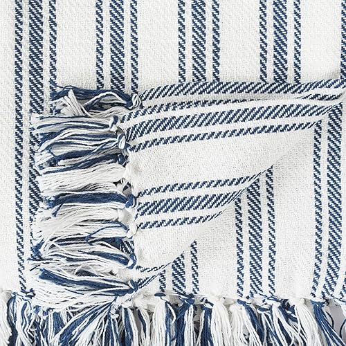 Vista 2 de C&F Home Manta tejida de algodón de 50 x 60 pulgadas, color azul marino y blanco, para todas las estaciones, verano, 4 de julio, Día