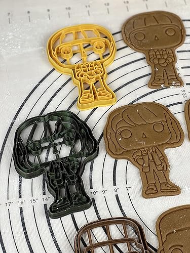 Miniatura 8 de Juego de 8 cortadores y moldes de galletas SThings 4 – Eleven, Mike, Dustin, Lucas, Will, Robin, Steve y Max de 4 pulgadas producido por 3D Kitchen