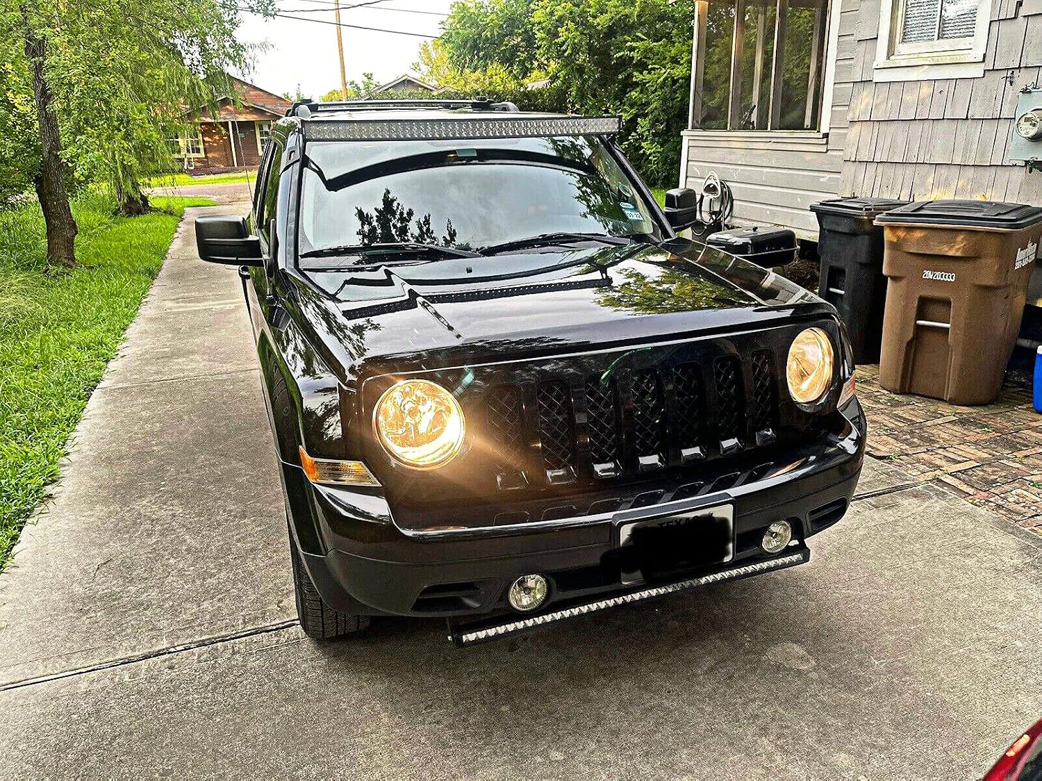 WeiSen Upper Roof Light Bar Mount Bracket for 50/52" Curved or Straight LED Light Bar Compatible with 2007-2017 Jeep Patriot