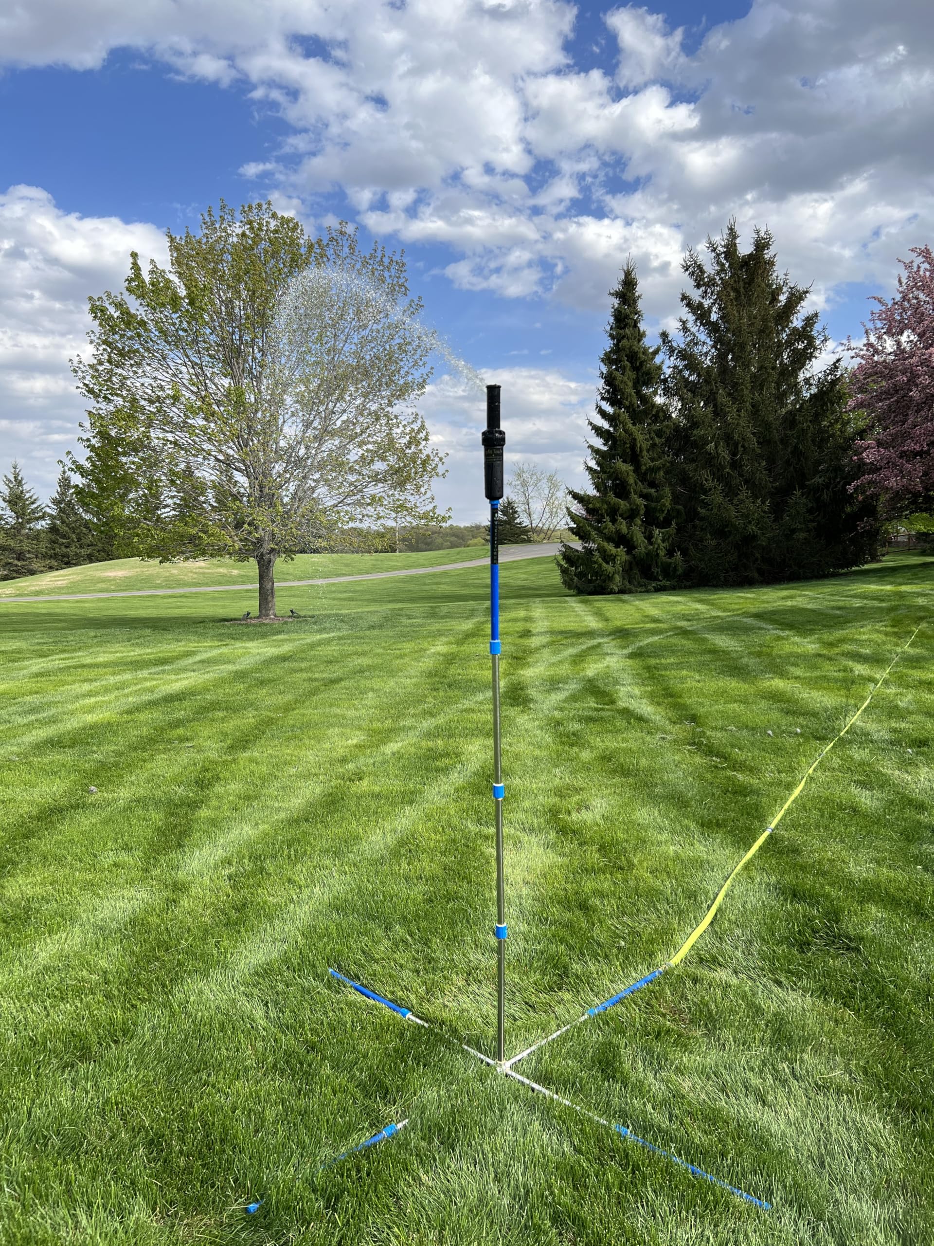 Keyfit Tools Aqua Grande Wassertürme (2 Stück), Sprinkler, 19.000 + m², große Fläche, Rasen, Hof und Garten, 1,8 m hoch, höchste Leistung, größte Fläche abgedeckt über 550 m Durchmesser, Sprühkopf, 8