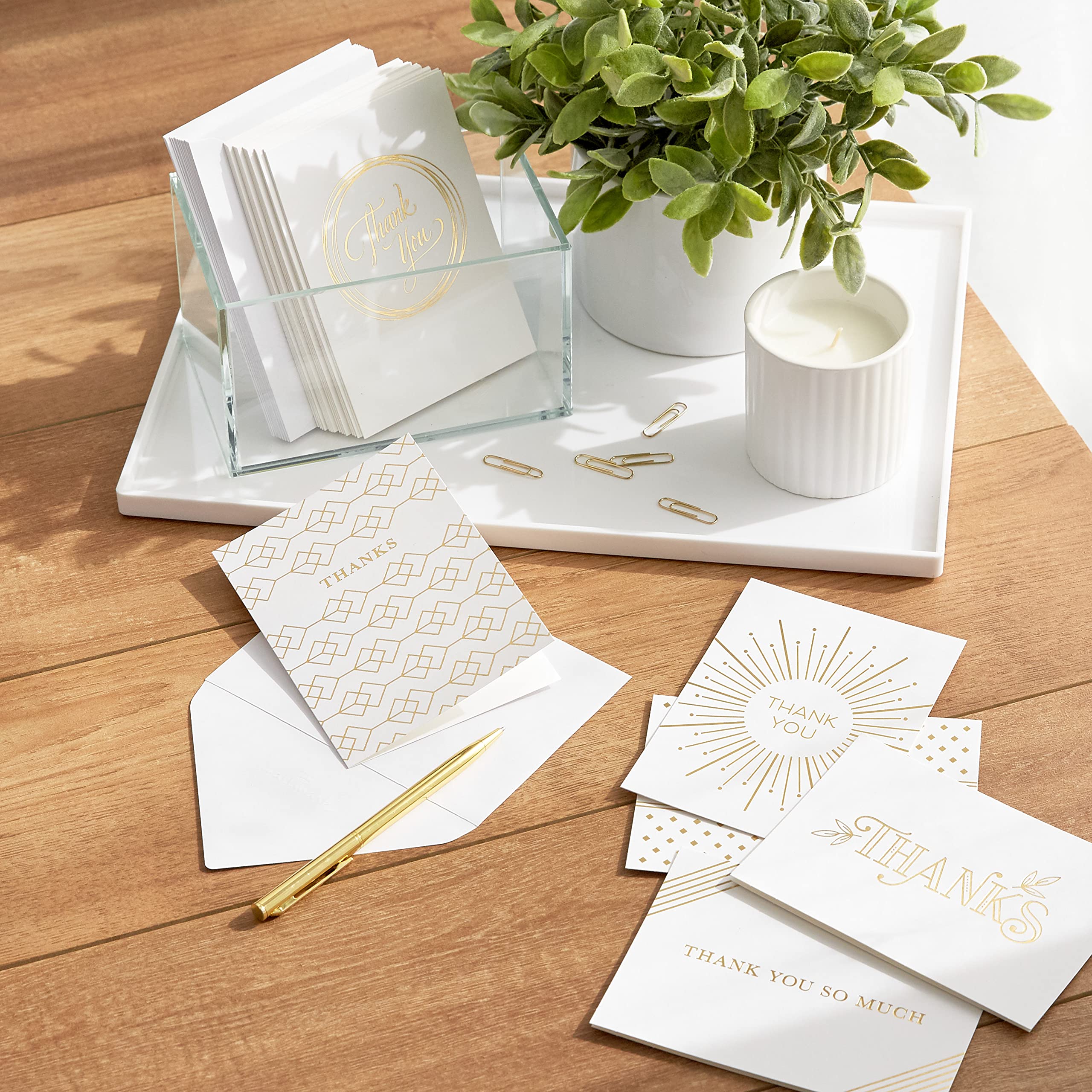 Assortimento Di Biglietti Di Ringraziamento Per Funerali Hallmark Con Fiori I 241403