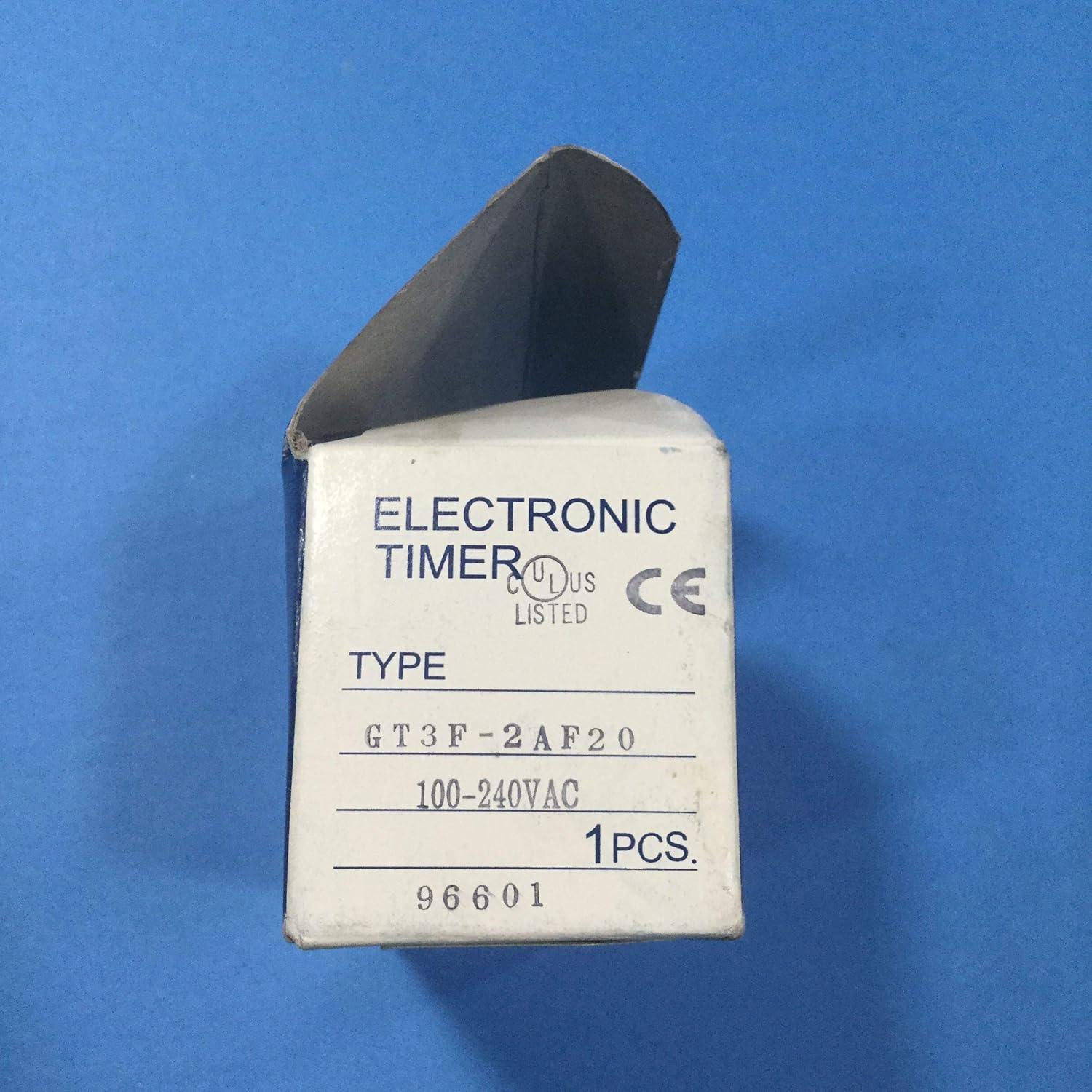 IDEC GT3F-2AF20 2 Changeover RELAYS, 8 RANGES, GT3F Series, MIN: 0.1 SEC, Off-DELAY, Output: 3 AMP 250 VAC, Panel Cutout/Width: 45 X 45 MM, Pug-in, Rated Voltage Code: AF20: 100 to 240 VAC 50/60HZ, T
