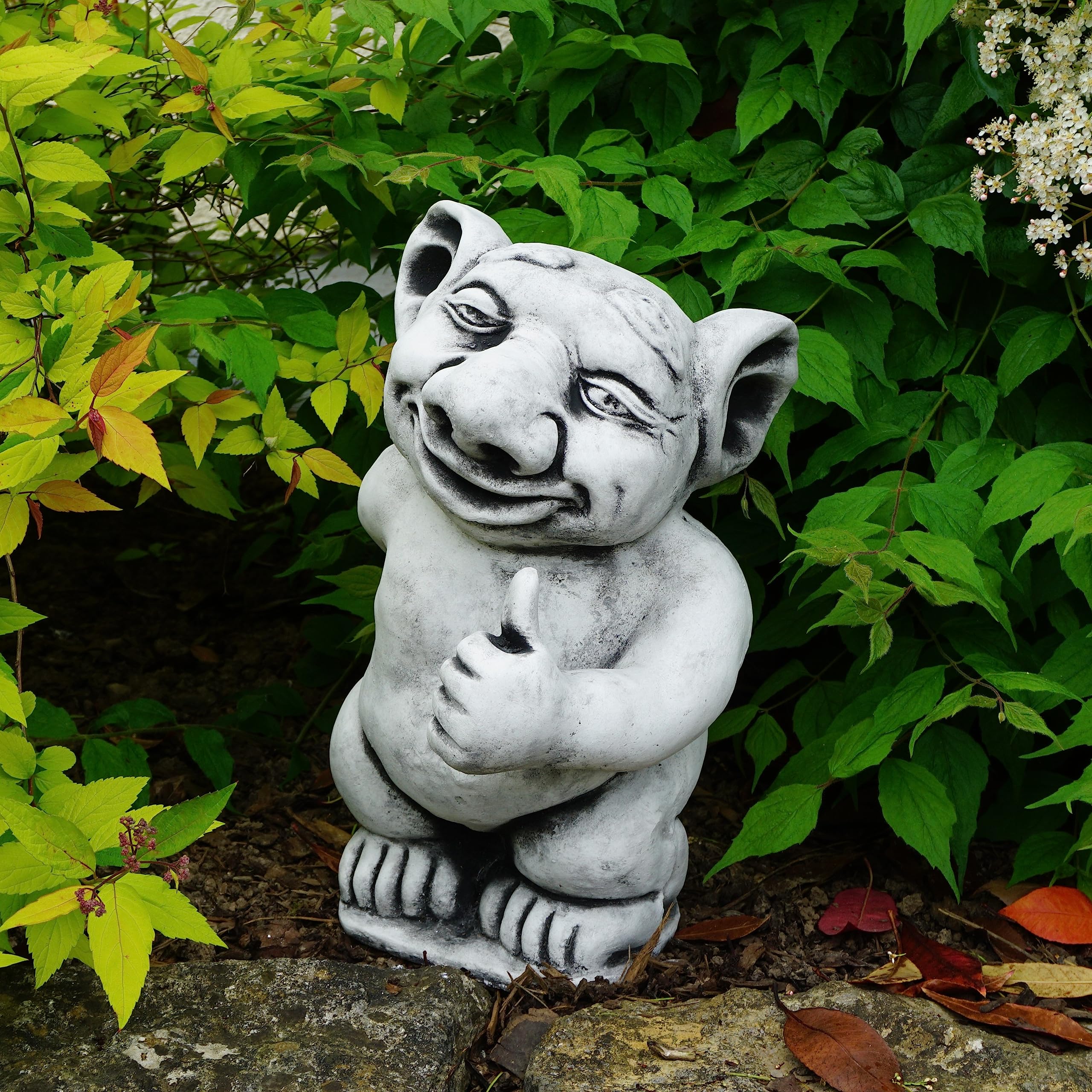 gartendekoparadies.de Massive Steinfigur XXL Troll Alles Prima! H. 37 cm, 16 kg Gnom Wichtel Kobold aus Steinguss Frostsicher Grau