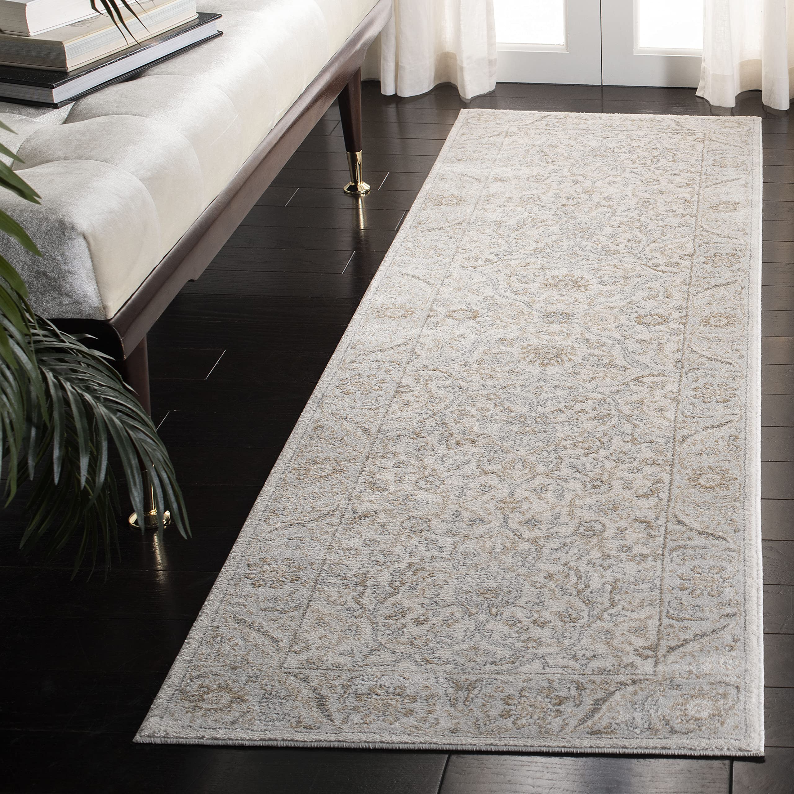 SAFAVIEH Isabella Collection Runner Rug - 2'2" x 8', Cream & Beige, Oriental Design, Non-Shedding & Easy Care, Ideal for High Traffic Areas in Living