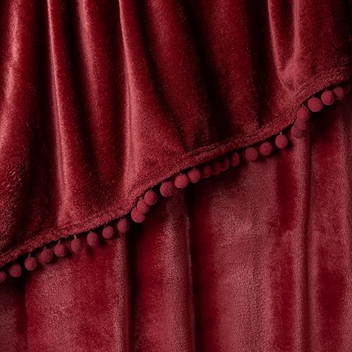 Miniatura 5 de PAVILIA Manta roja granate con pompones, tamaño individual, suave forro polar acogedor con flecos y pompones, manta decorativa para el hogar, manta