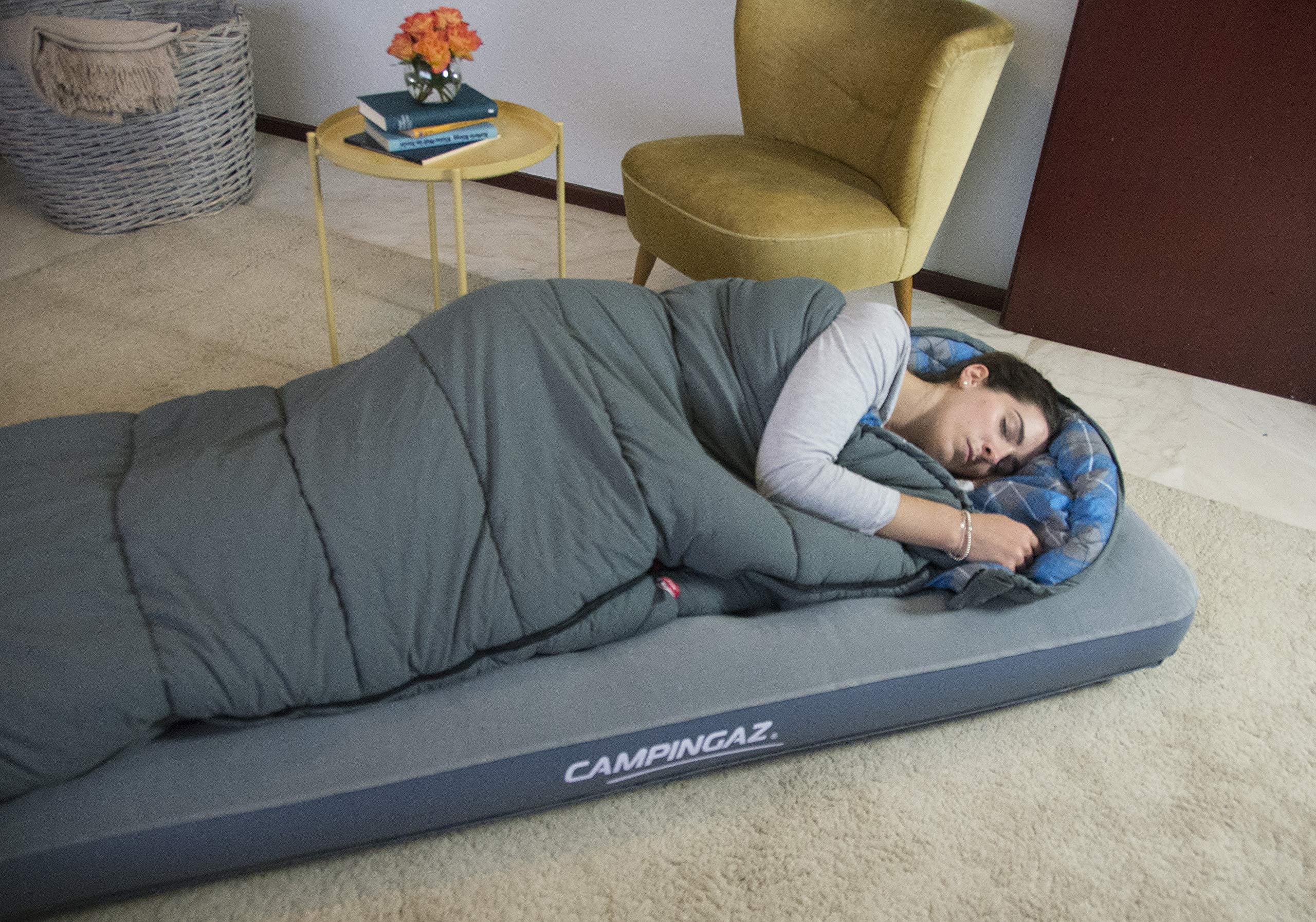 Campingaz Luftbett Quickbed Single - Indoor/Outdoor Luftmatratze eine Person, Velours Gästebett, Komfort Einzelbett, Campingbett, Wandern, Trekking, Festivals, 188 x 74 x 19 cm, max. 148 kg