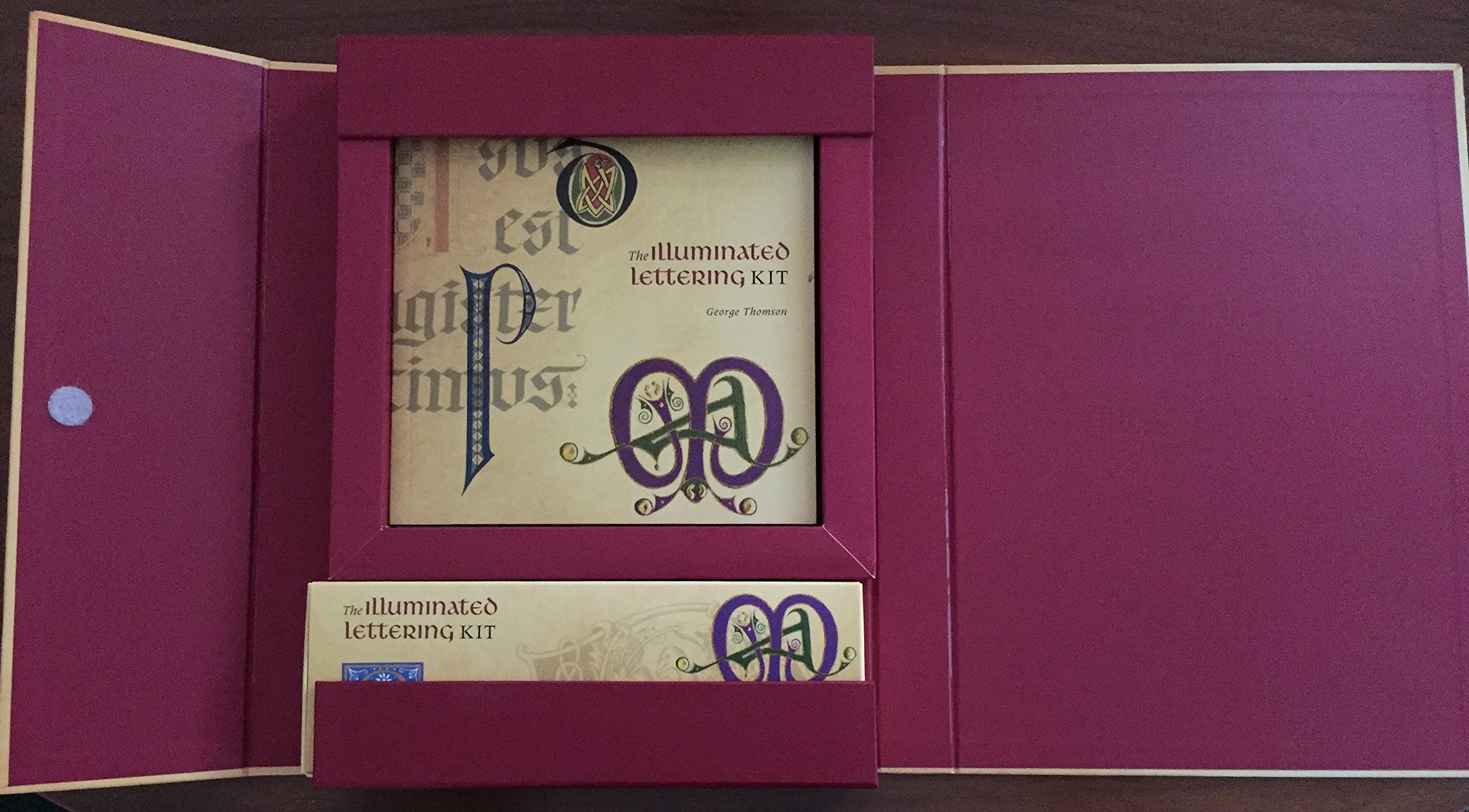 The Illuminated Lettering Kit: Materials,Techniques, & Projects for Decorative Calligraphy - Image 3