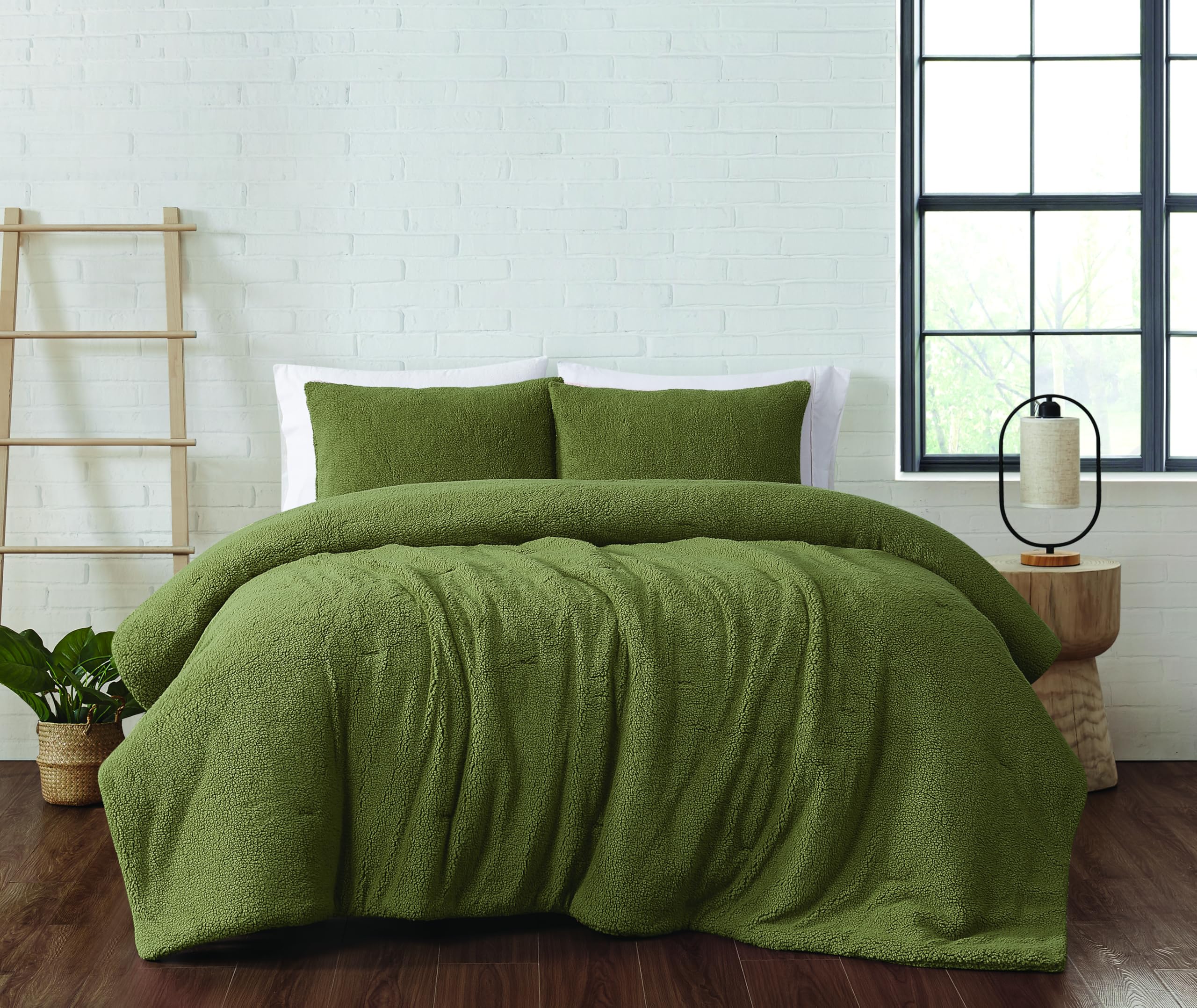 Amazon.com: Brooklyn Loom Oversized Marshmallow Sherpa Olive Green