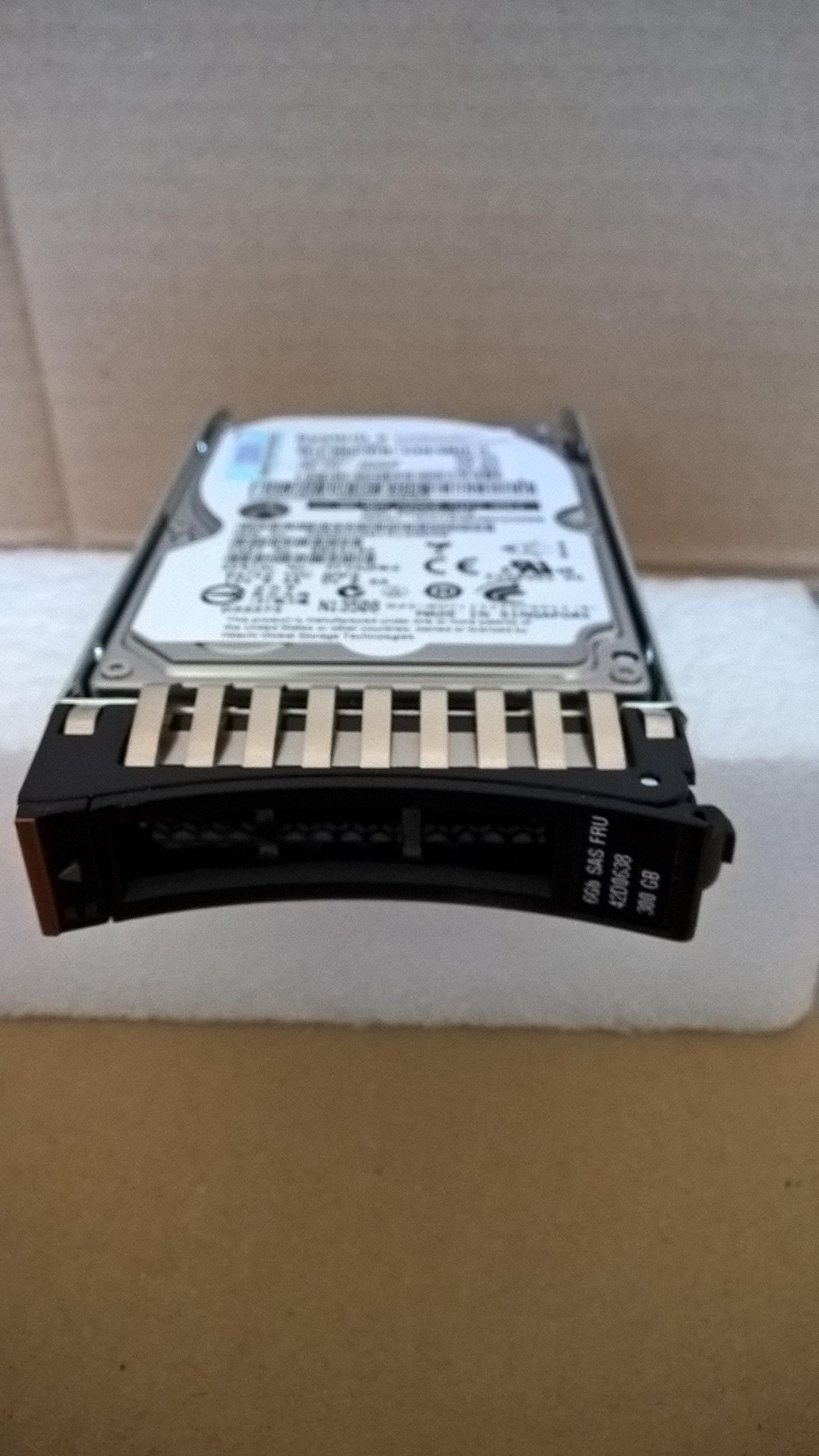IBM 300Gb HDD 2.5Inch 10K SAS2, 90Y8878, 42D0638, FRU42D0638