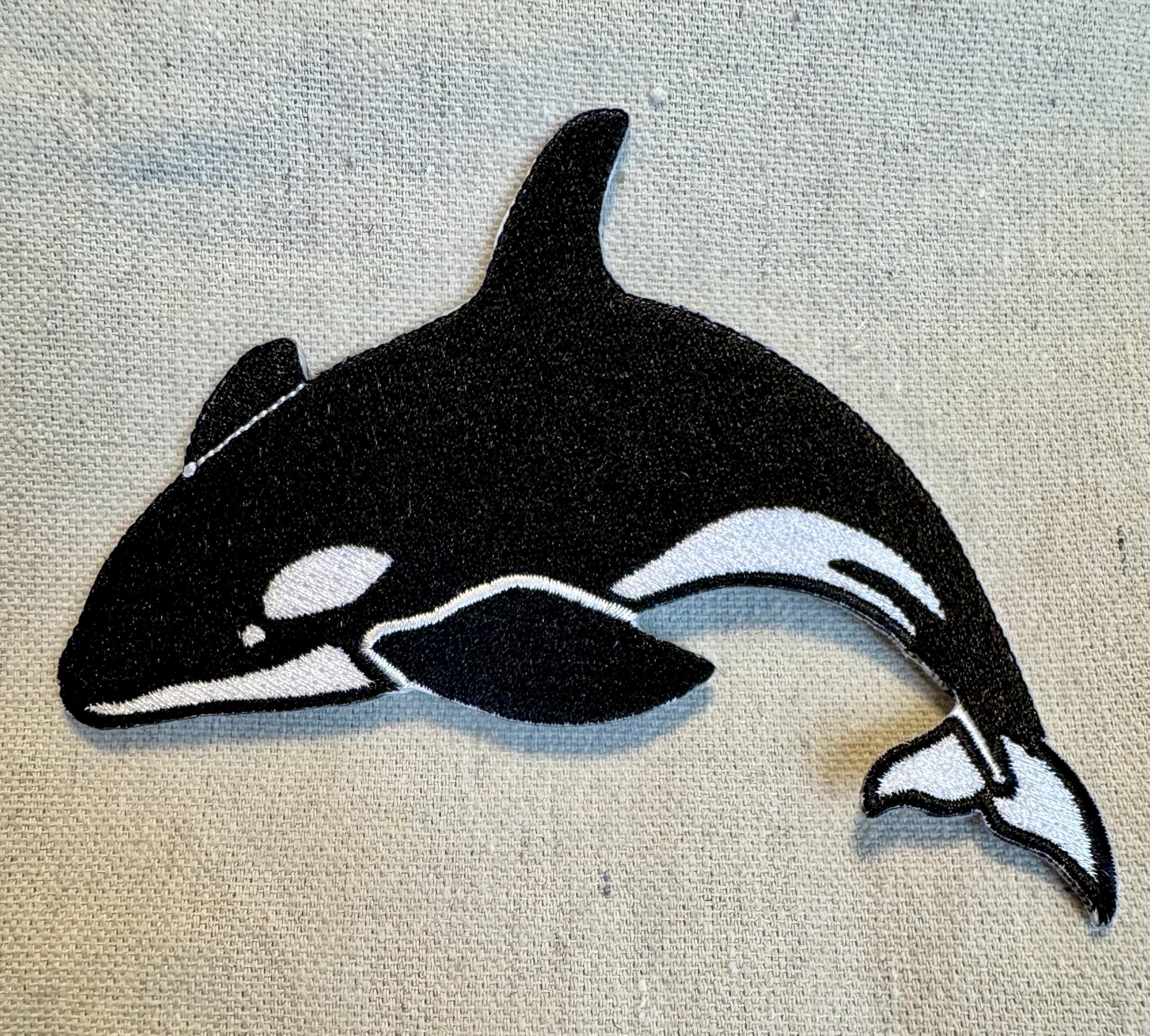 Amazon.com: Killer Whale Embroidered Patch Orcinus Orca Iron-On