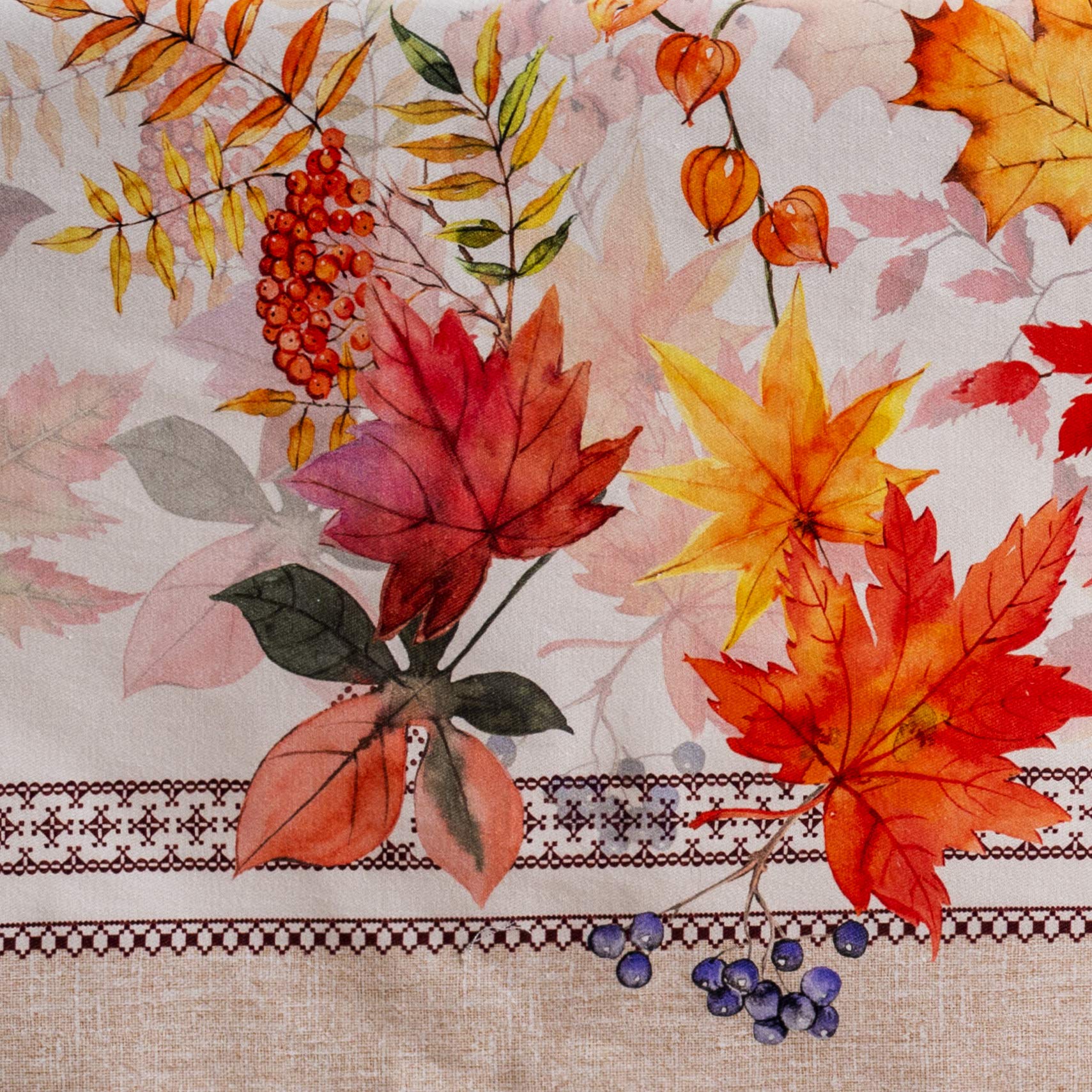 Maison d' Hermine Table Cloth Rectangle Table 100% Cotton 230 cm x 140 cm Tablecloth Reusable Everyday Use for Christmas Decorations Dining Farmhouse Home Party Festive (Christmas Tradition) - Image 3