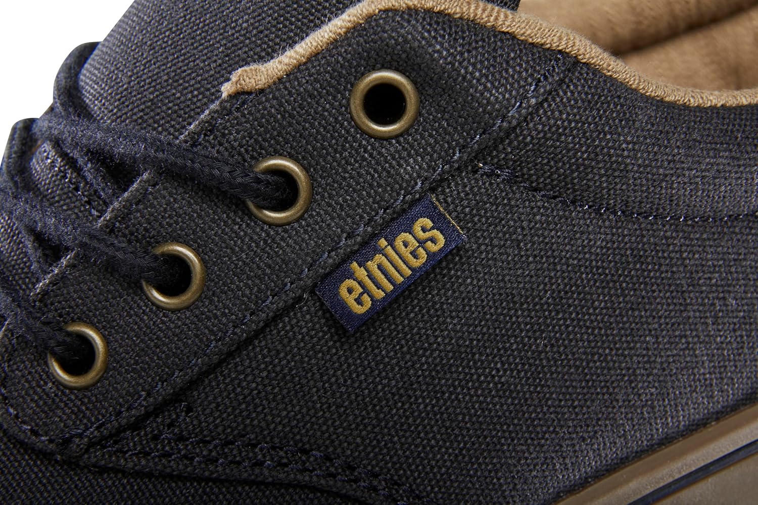Etnies Jameson 2 Eco Sustainable Skate Style, Reinforced Cupsole, Cushioned Feel, Everyday Sneakers, Vegan