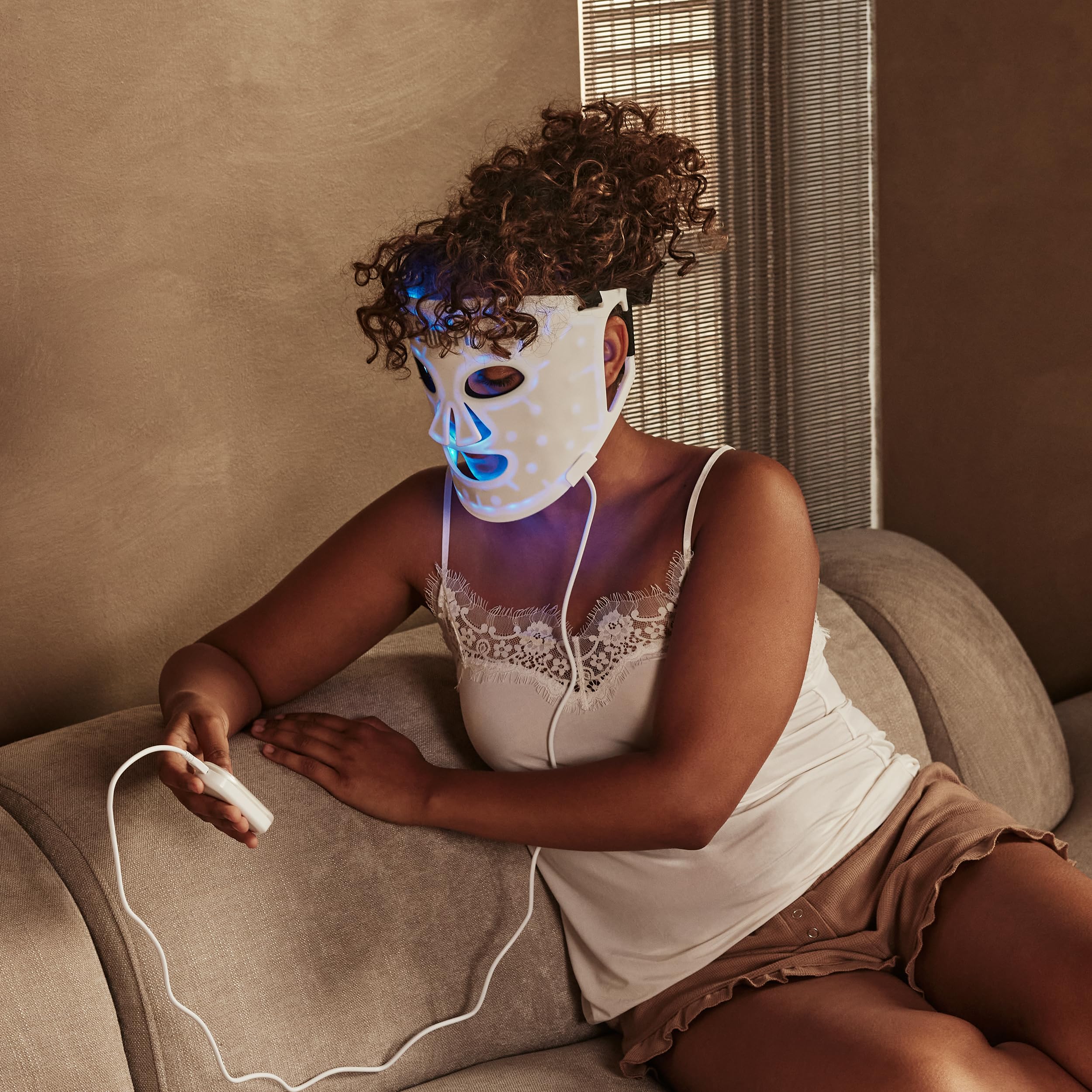 Silk'n Maschera LED viso I LED Face Mask 100 I Maschera per la cura del viso con tecnologia luce LED I senza fili, in silicone, 100 LED
