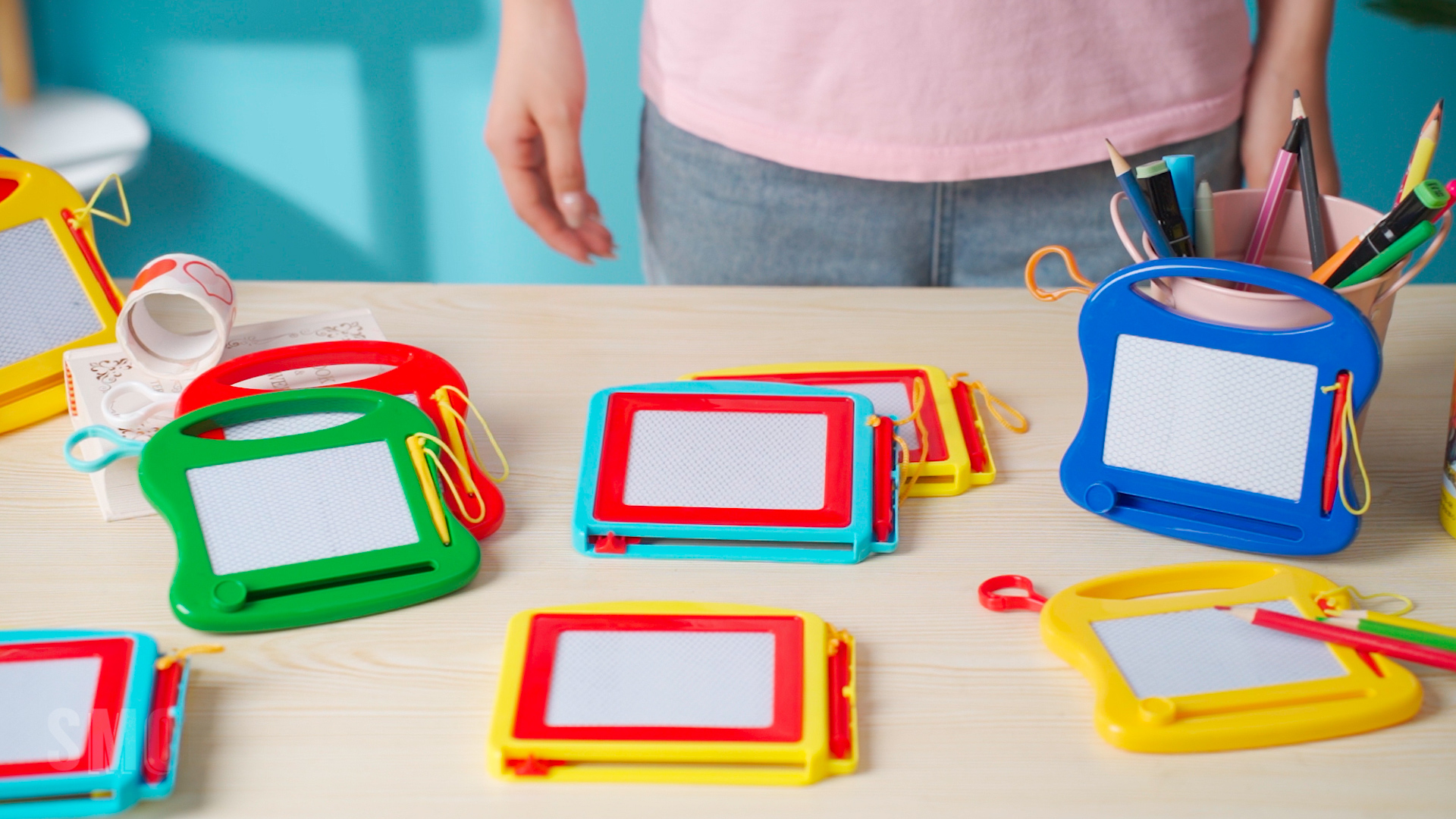 Tinlade 100 Pcs Mini Magnetic Drawing Boards - Kids Doodle Board Keychain Sketch Pads