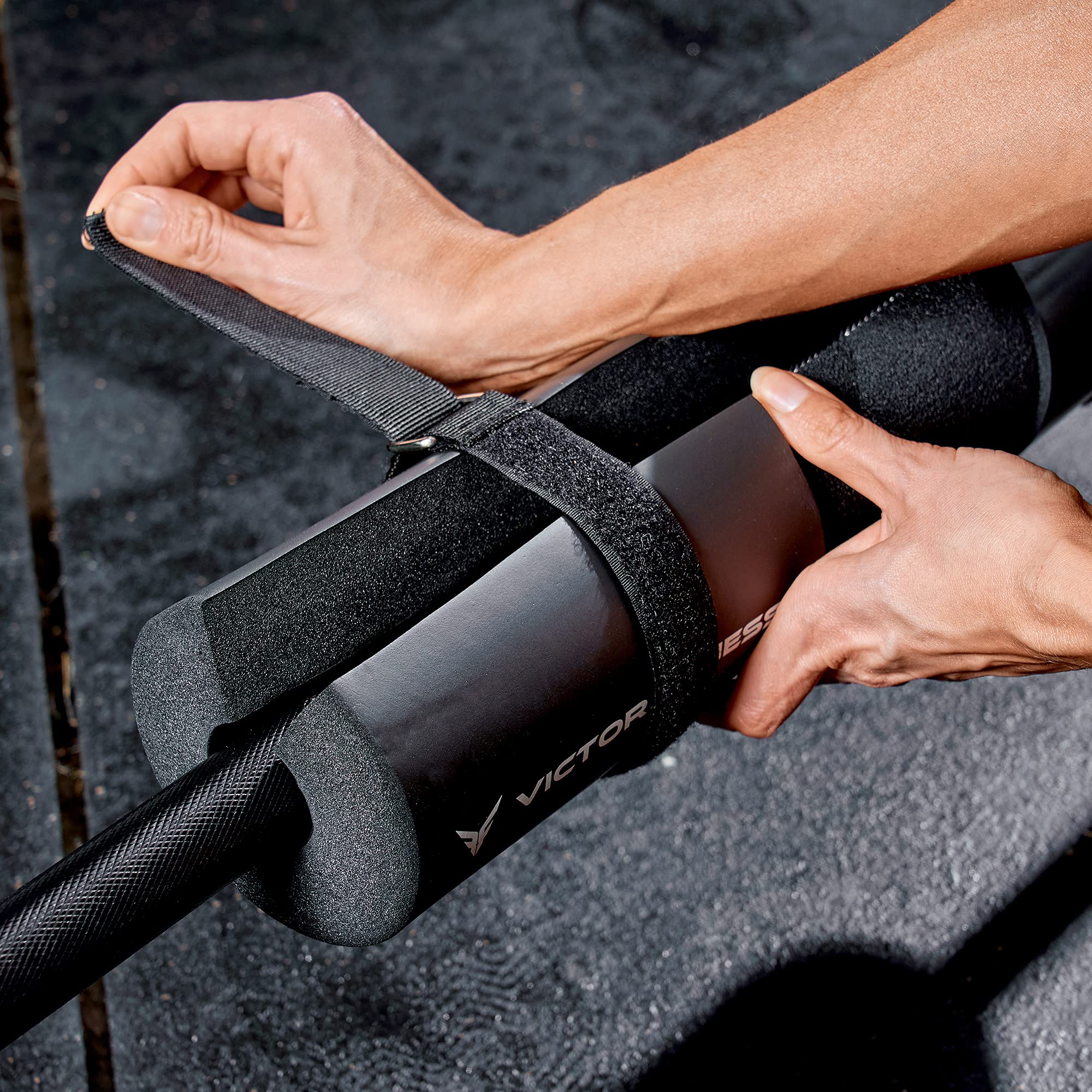 Amazon | Victor Fitness PYNpad2 保護ネックバーベルパッド (ブラック