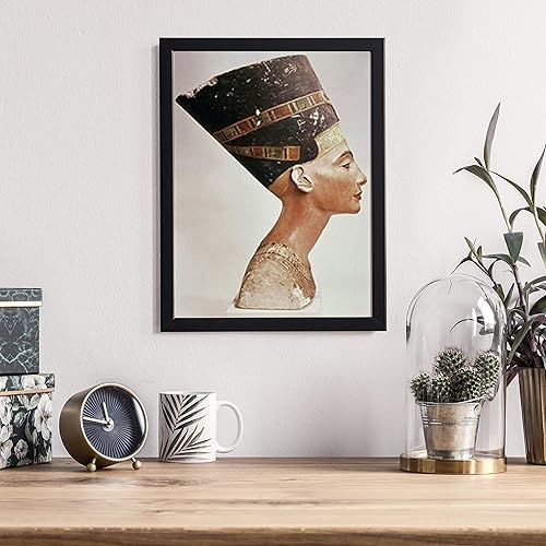 Miniatura 2 de Posterazzi Busto de la reina Nefertiti ca.1352-36 a. C. Piedra caliza Staatliche Museen Preussischer Kulturbesitz Berlín Alemania Póster impresión,