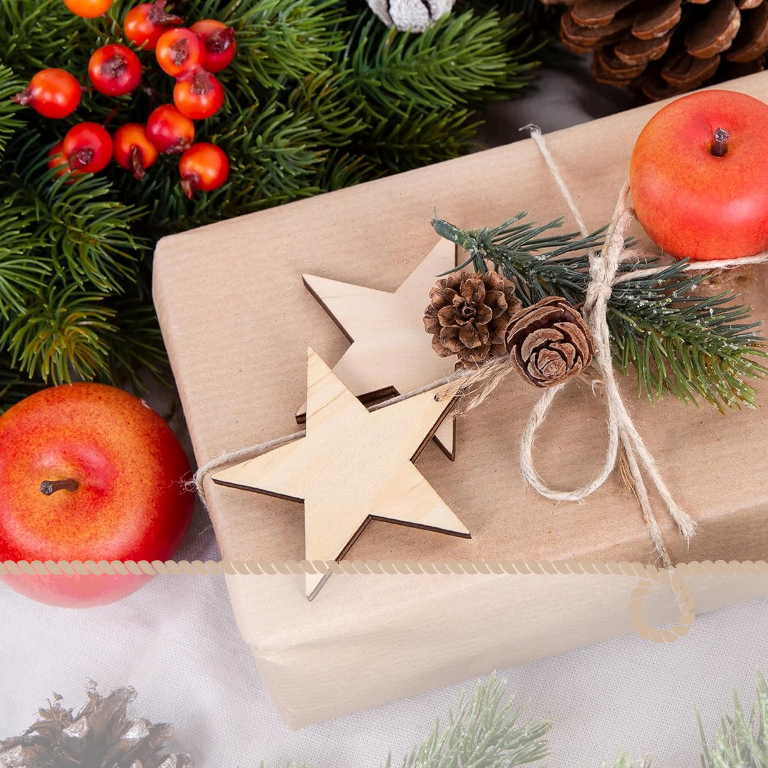 Colgantes Madera Estrellas, 90 Unidades: Adornos navideños Naturales Blancos Grises y Madera, decoración hogar y árbol Navidad rústica, Colgante para Regalos y Manualidades, 7 cm