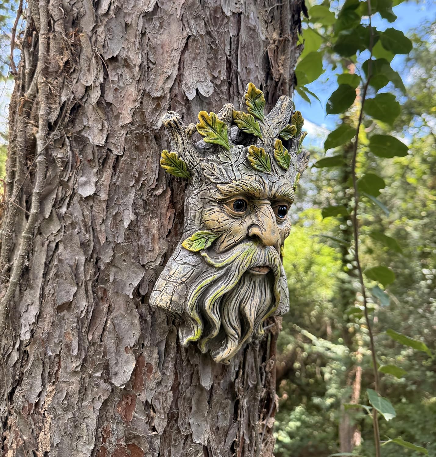 coolboy Tree Faces Bird Feeder Garden Decor,Whimsical Tree Hugger Sculpture,Funny Old Man Bird Feeders with a Leaves for Outdoor & Fences,Trees Decoration Outdoor Wallmounted Statue