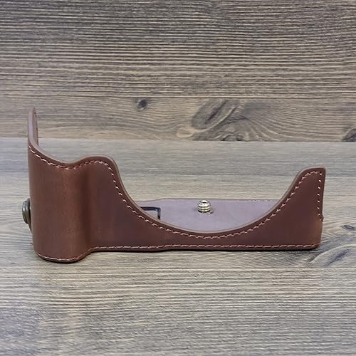 Miniatura 19 de Funda R50, hecha a mano de piel sintética para media cámara, versión de apertura inferior para Canon Eos R50 con correa de mano (marrón)