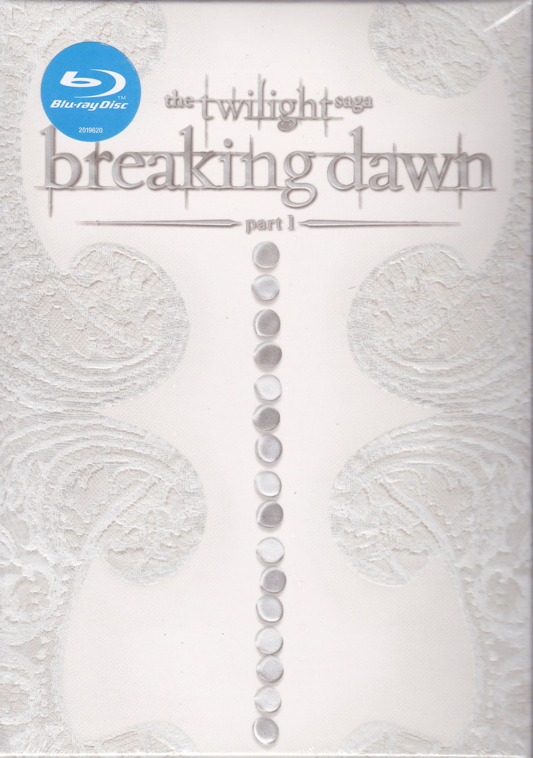 Twilight Breaking Dawn Part 1 Blu-ray with EXCLUSIVE Wedding Photo Fabric Poster and music videos! (2011) [Unknown Binding]
