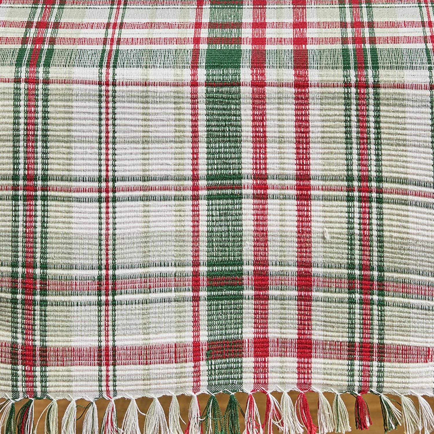 Split P Berry Frost Table Runner 15" X 72", Red & Green Plaid Runner for Christmas, Farmhouse, and Country Decor Styles, Tasseled Table Cloth for Festive Holiday Decorations, 100% Cotton