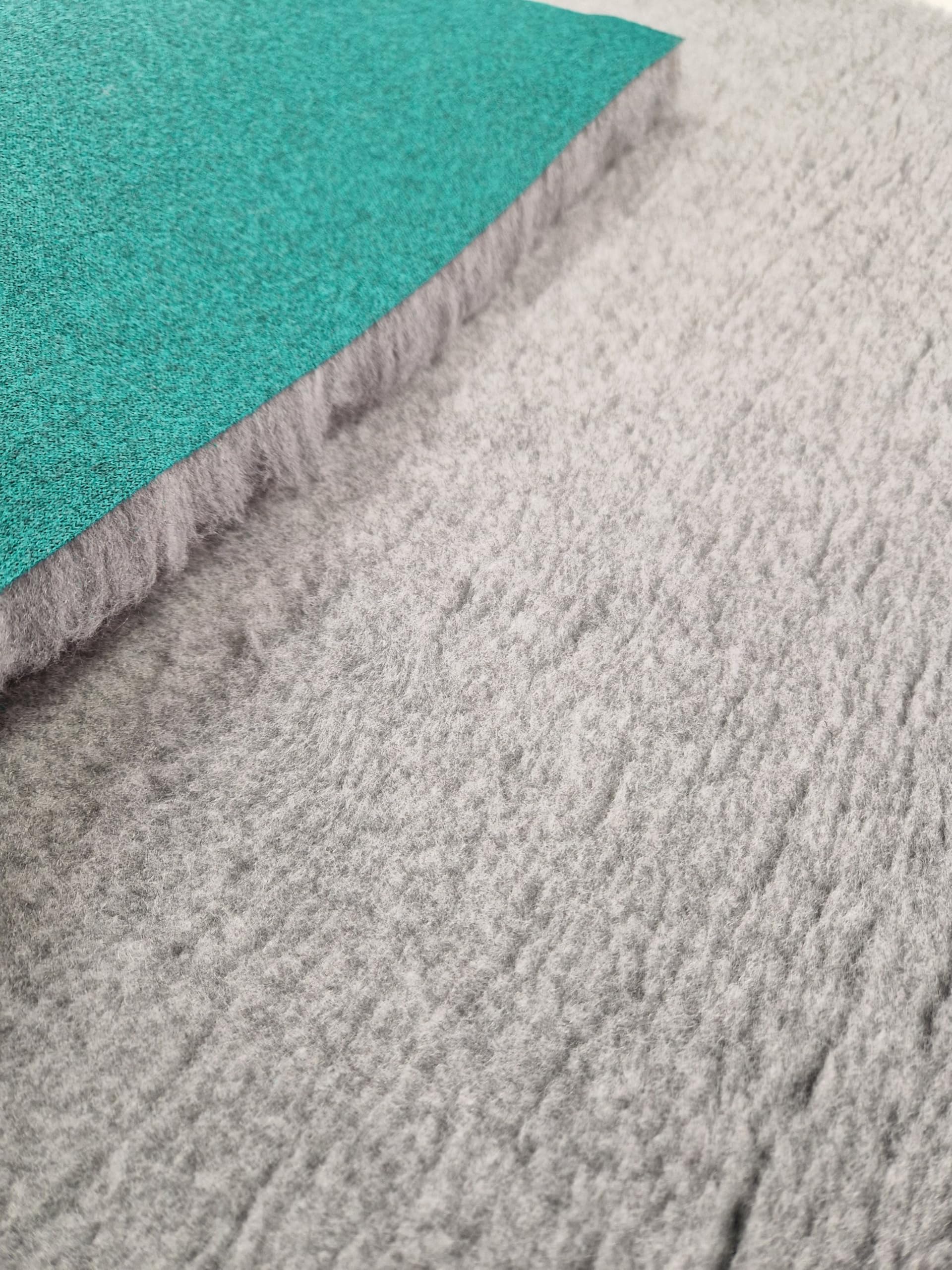 WOOF AND PUP GREY TRADITIONAL VET BEDDING Dog Bedding, Dogs, Puppies, Cats, Rabbits & Small Pets, Green Back VetBed - Image 3