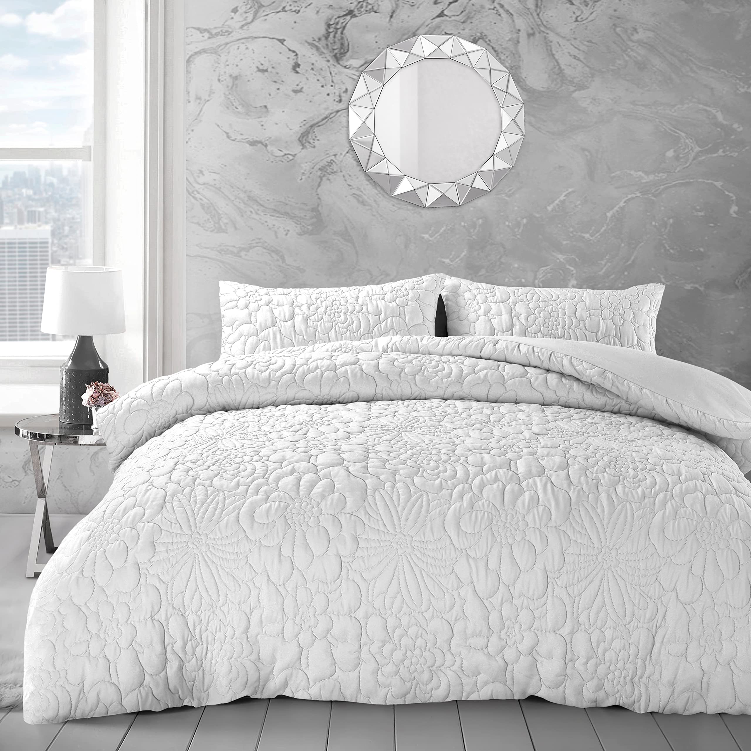 Intimates Luxury White Grey Quilted Thermal Floral Geometric Pinsonic Embossed Bedding Set with Pillowcases (White, Super King) โ image 1