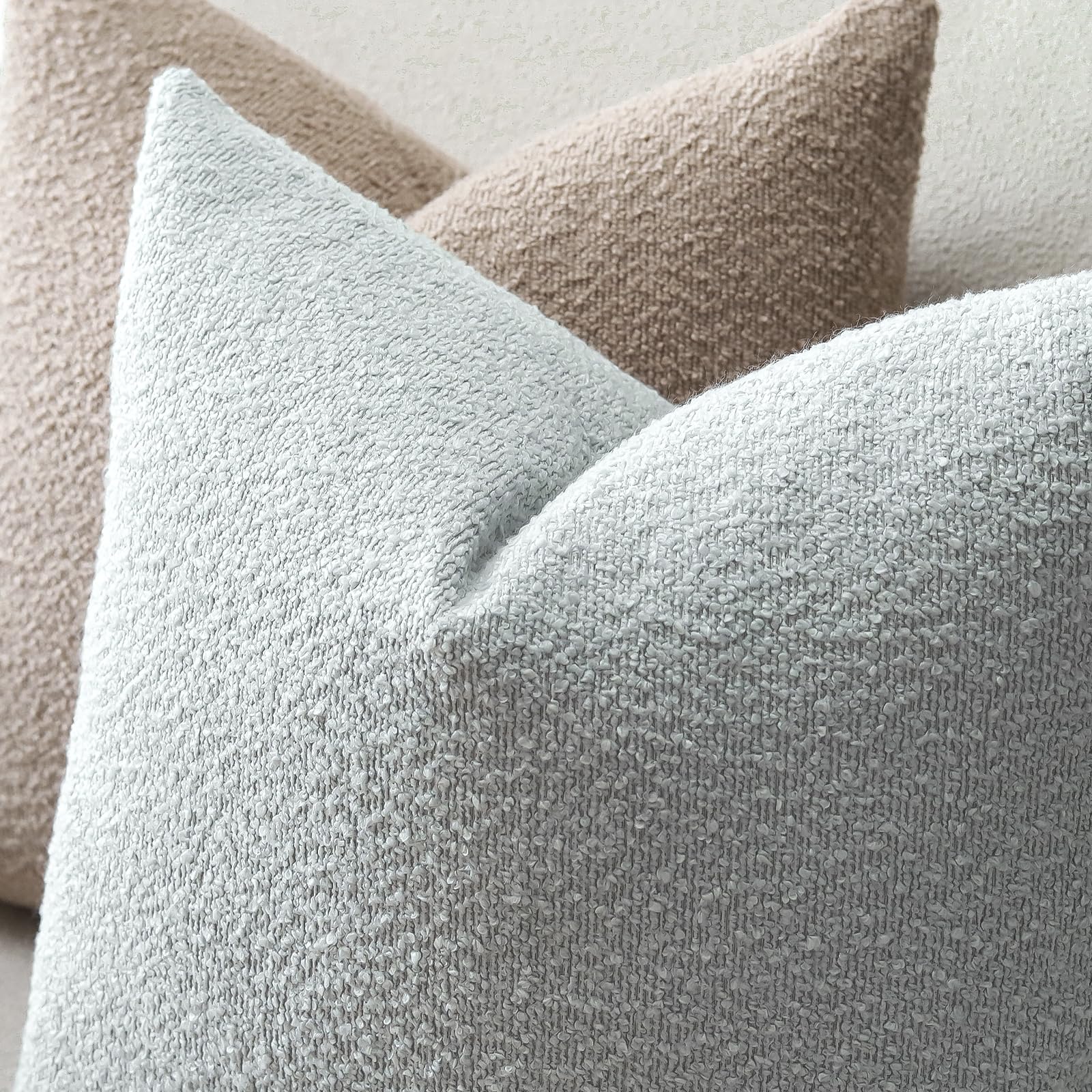 Sungeek Pack of 4 Textured Boucle Decorative Cushion Cover 45x45cm - Image 3