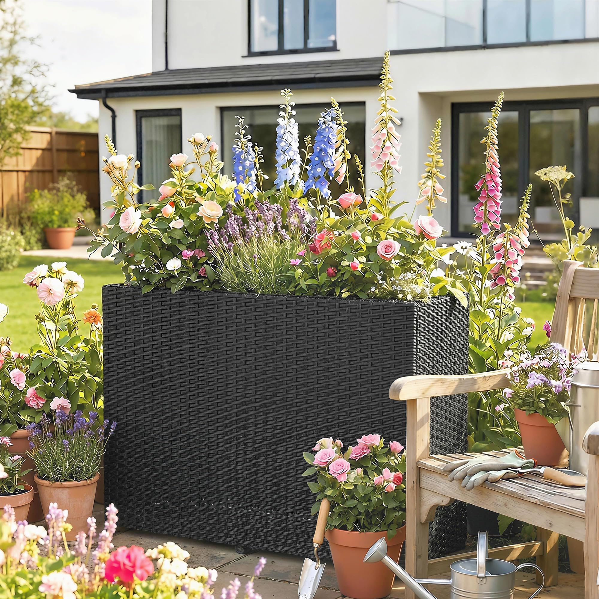 Outsunny Jardinière surélevée en résine tressée, support de fleurs avec bac amovible et pieds réglables, cadre en acier, pour fleurs et légumes dans patio, balcon, terrasse, noir