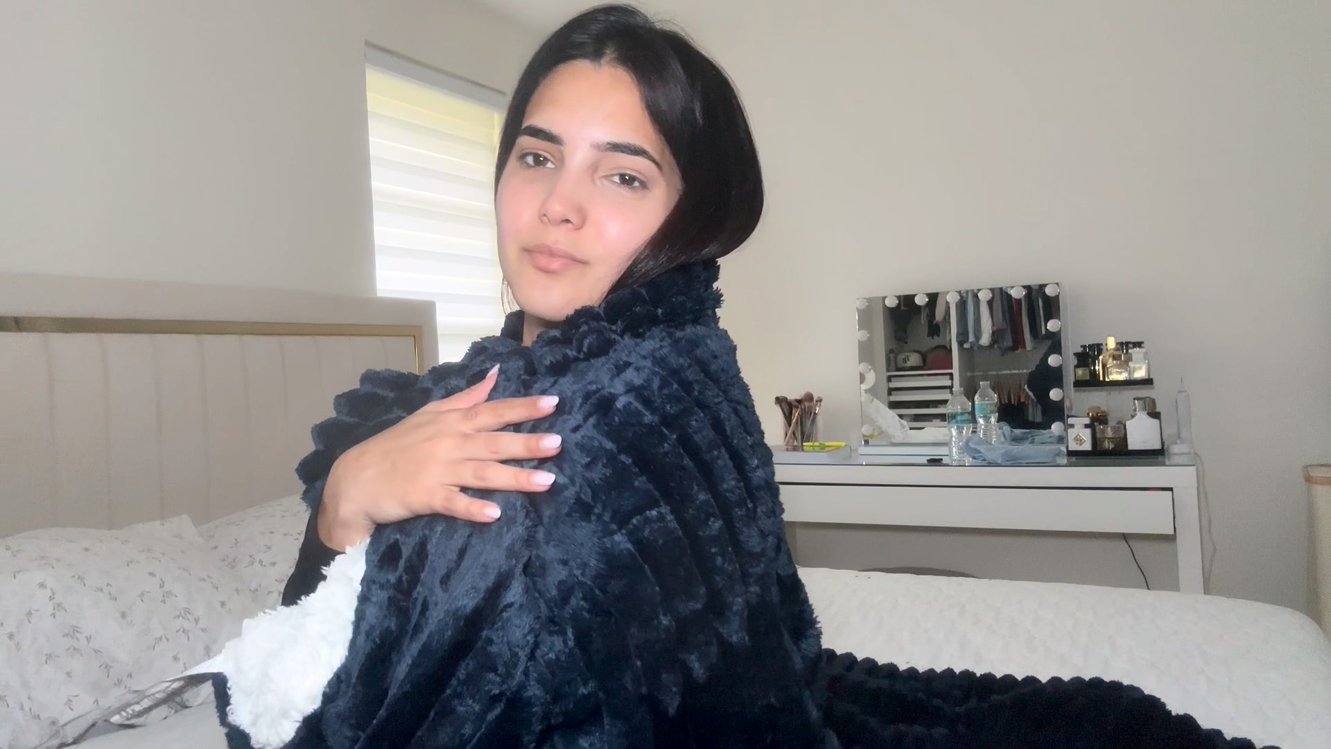 Amazon.com: INFIIXSO Sherpa Throw Blanket for Couch - Super Soft