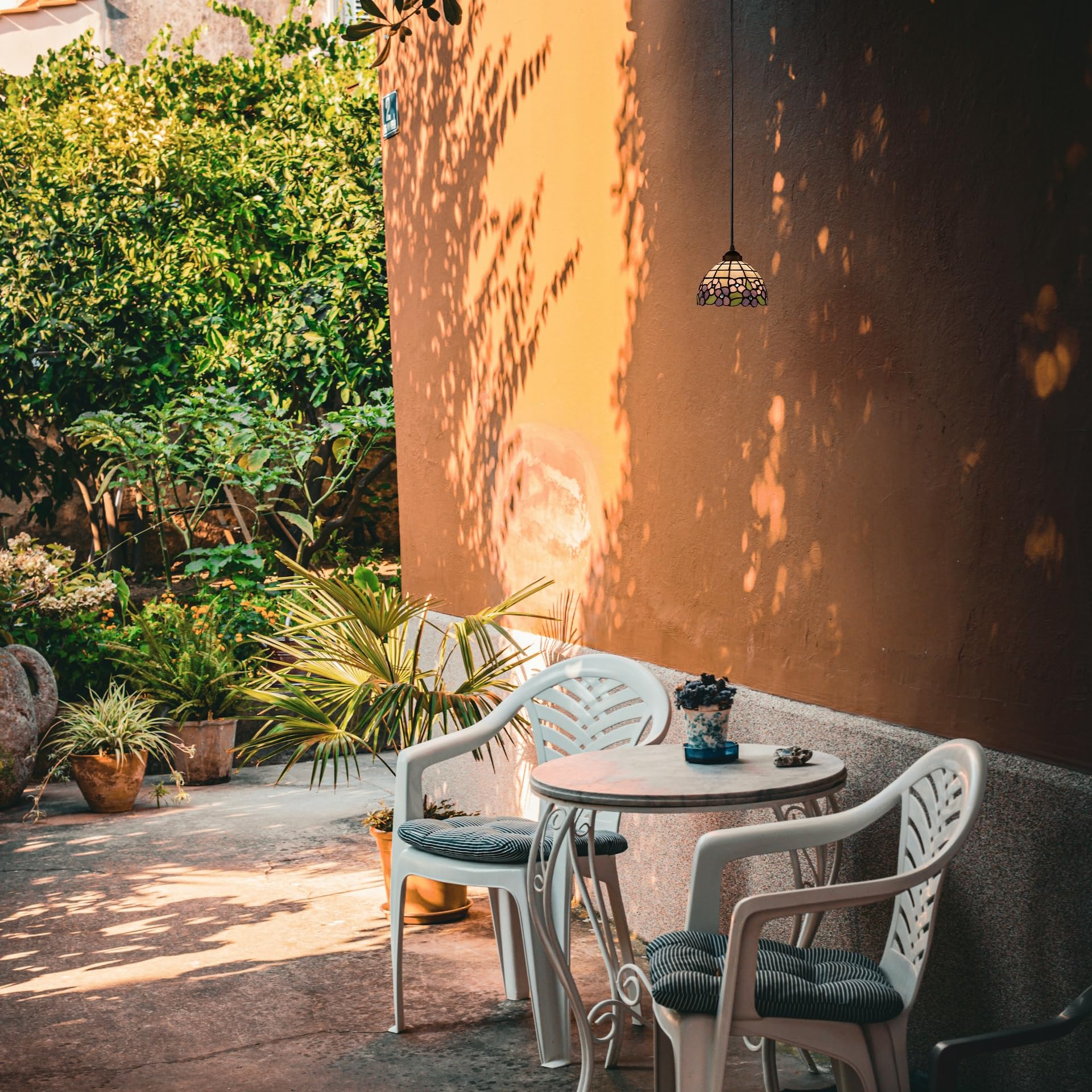Solar Hängeleuchte für Innen,Solarlampen Pendelleuchte mit Zugschalter,Bewegungsmelder und Fernbedienung, E27 Solar Hängelampe für Garten Terrasse XDD275