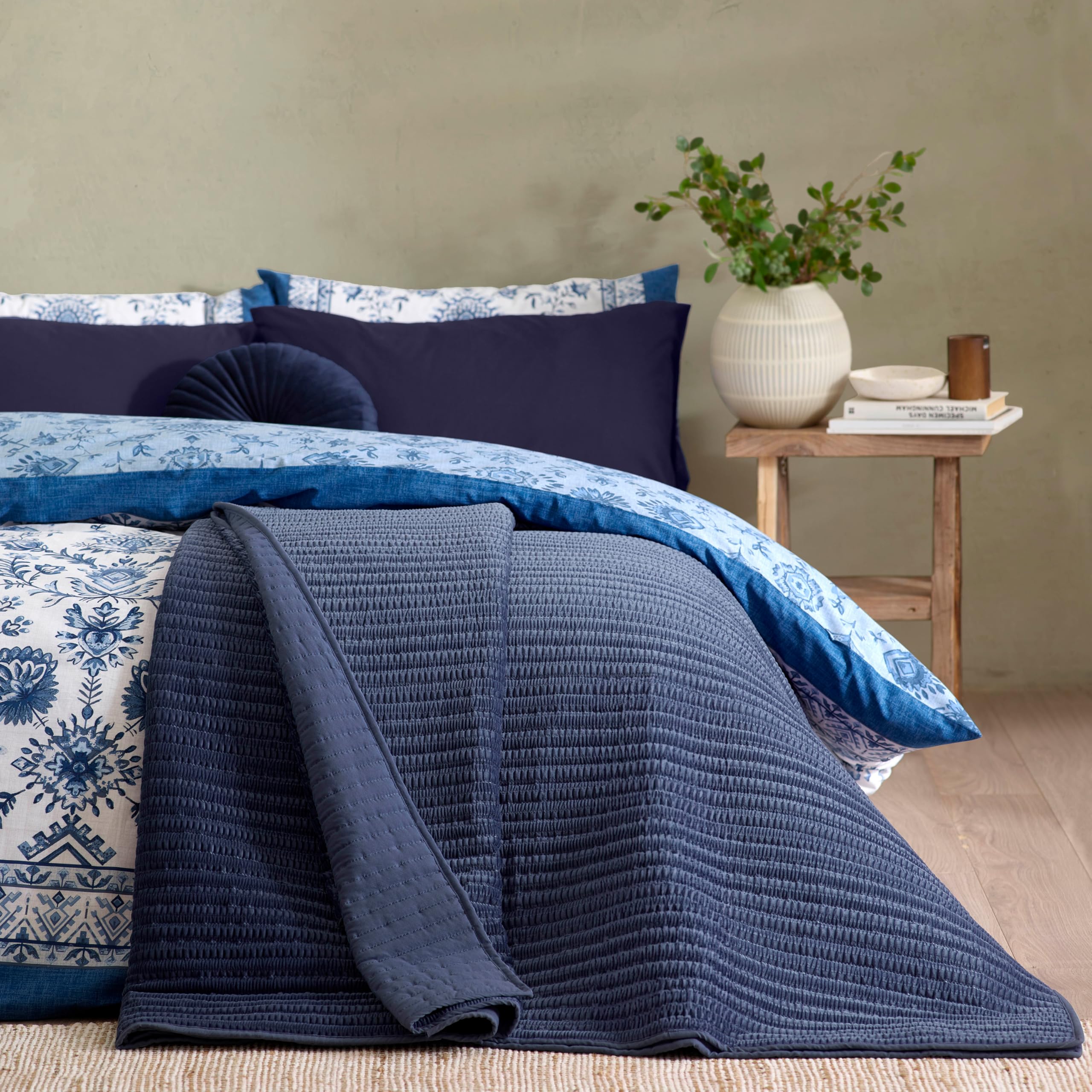 Catherine Lansfield Velvet Pinsonic Quilted Bedspread Navy Blue