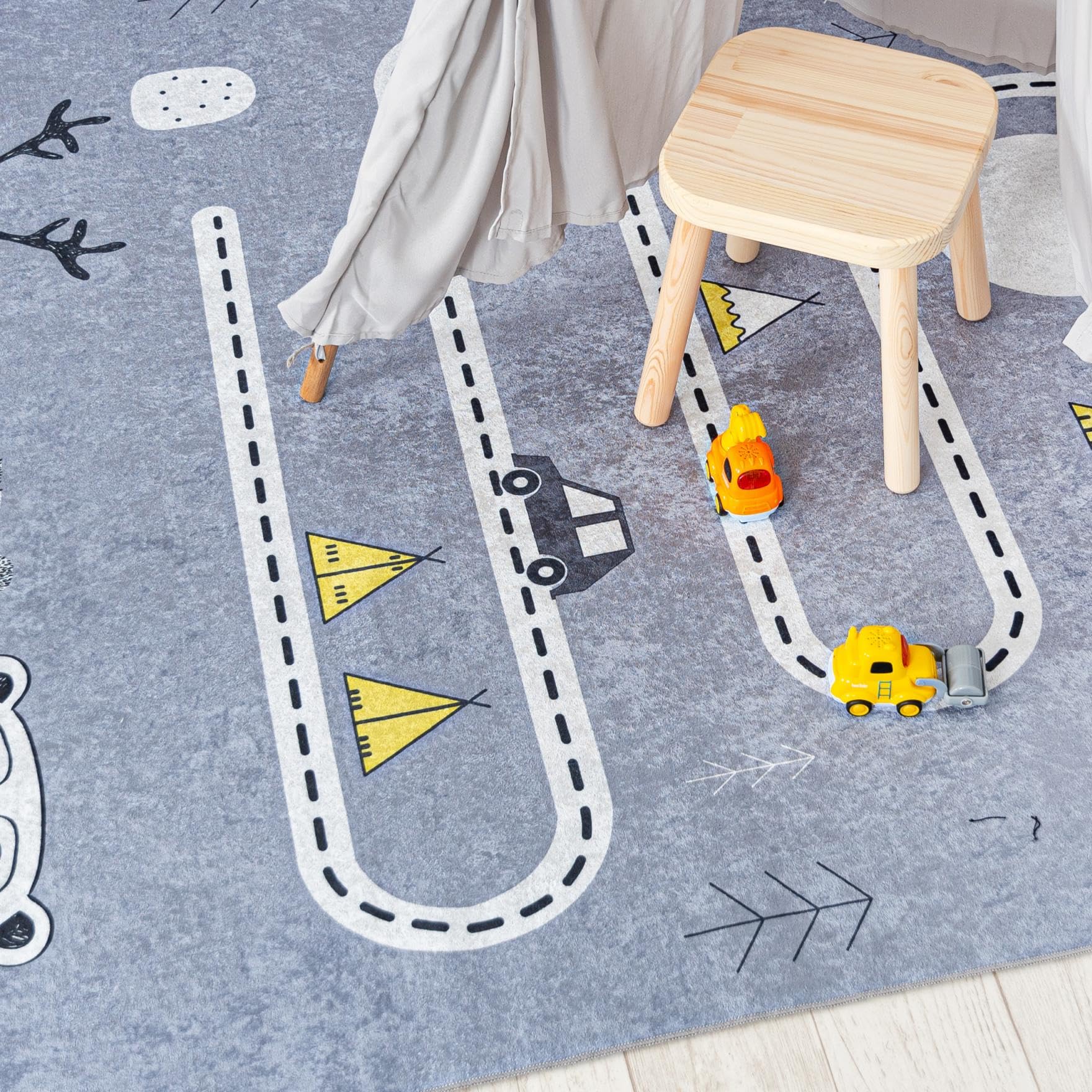 Mazovia Tapis Chambre Enfant - Lavable Tapis Imprimé à Poils Courts - Doux Moquette pour Chambre - Tapis Antidérapant Emma - Tapis Enfant Planètes