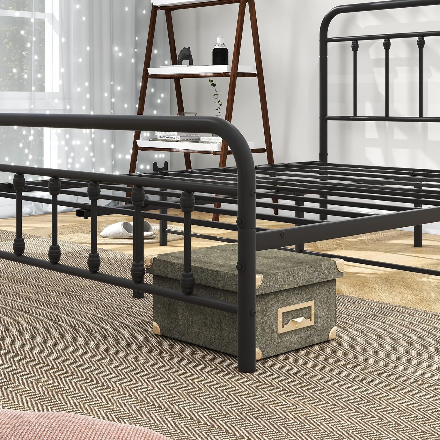 Queen Bed Frame with Headboard, Metal Bed Frame Queen Size Vintage Sturdy/Mattress Foundation/No Box Spring Needed/Black/