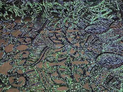 Miniatura 3 de Diseño iridiscente de realeza bordado con lentejuelas en una tela de malla elástica de 4 vías (verde sobre negro, 3 yardas)