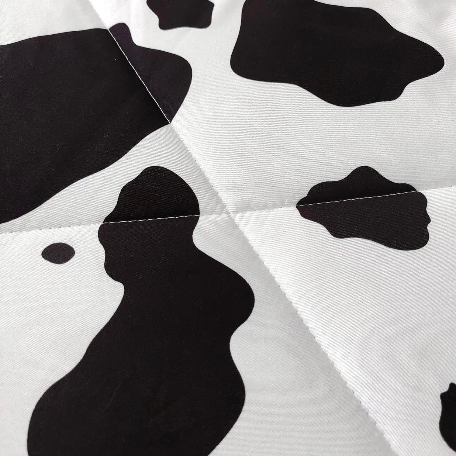 SDY 3 Pieces Milk Cow Print Stuff Bedding Comforter Set Full with 2 Pillowcases for Kids Teens Girls Women, Microfiber, Easy Wash, Light Breathable Cozy White Base Cute Milk Cow Pattern, Full Size… - Image 6