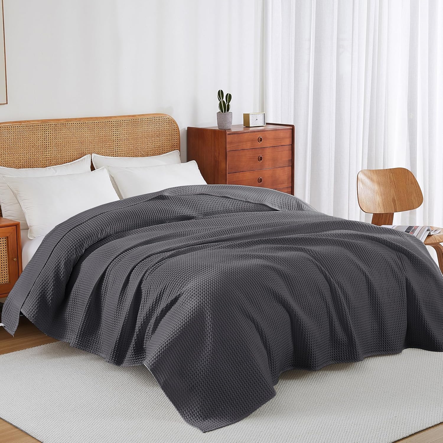 100% Egyptian Cotton Waffle Weave Throw Blanket for Bed Couch Sofa Home Decor, Soft Lightweight Bed & Couch Blanket for All Seasons (Dark Grey - Queen Size - 90 * 90") - Image 7