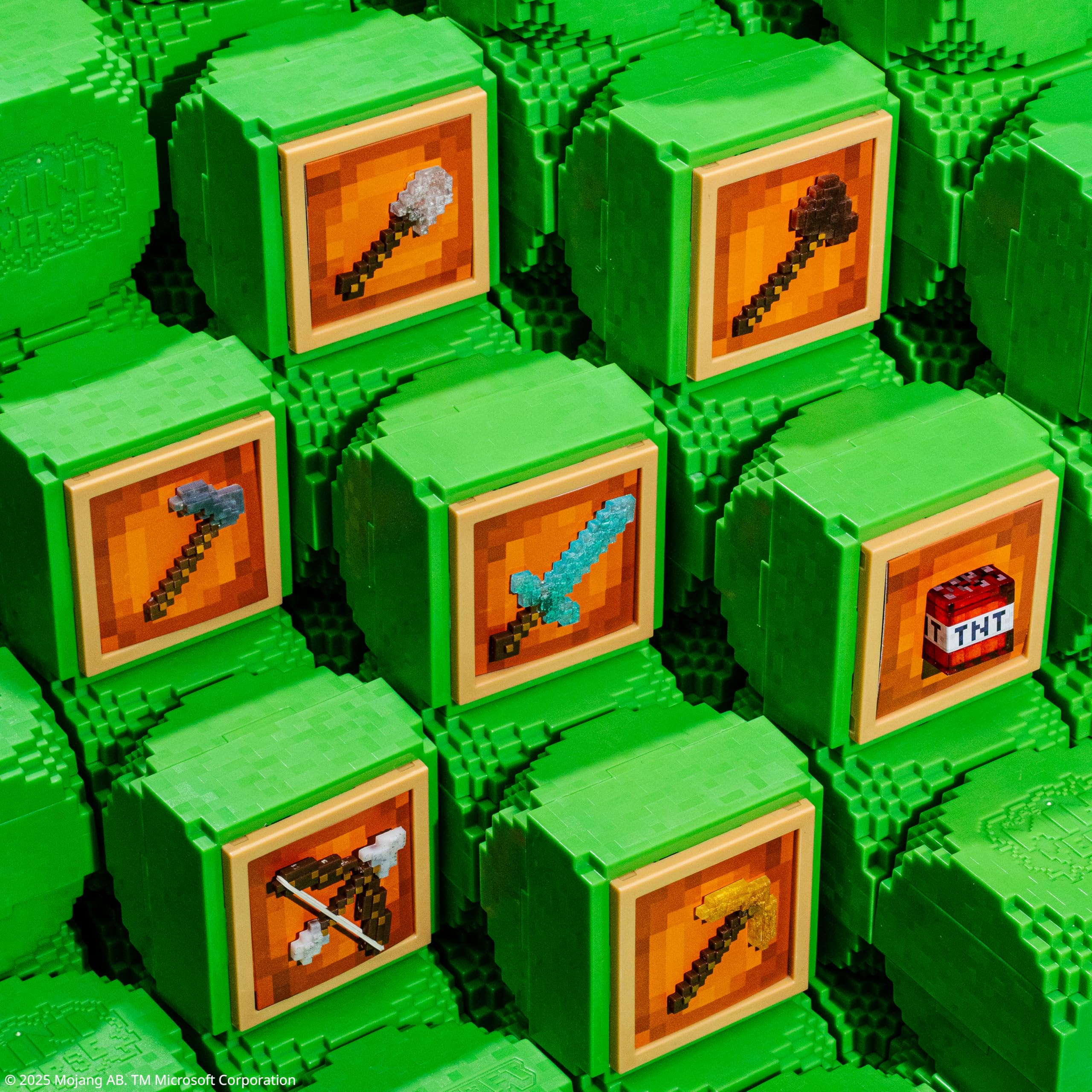 MGA's Miniverse Make It Mini Minecraft - Miniature collezionabili Minecraft, Confezione Cieca, Gioco in Resina Fai-da-te, 12 Pezzi da Collezione, Non commestibile - Per Collezionisti, età 8+
