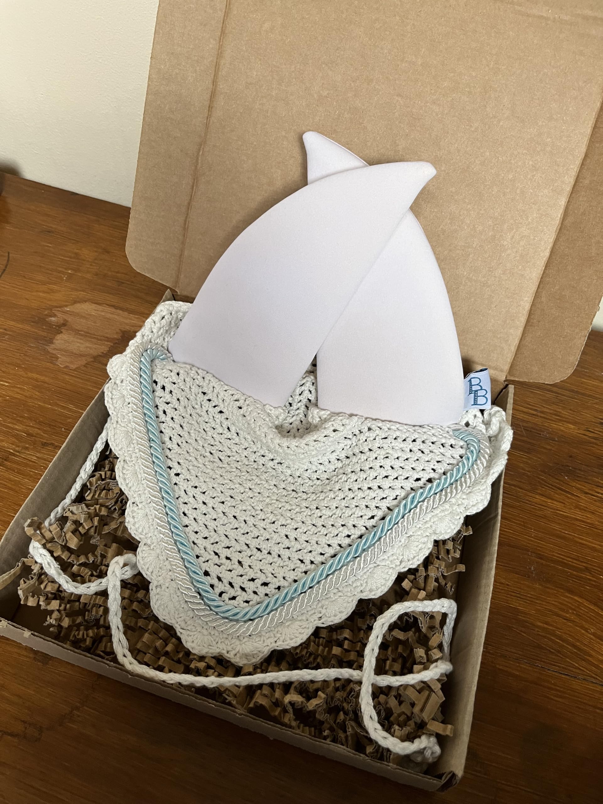 Soundproof/acoustic ear bonnet (White, Cob)