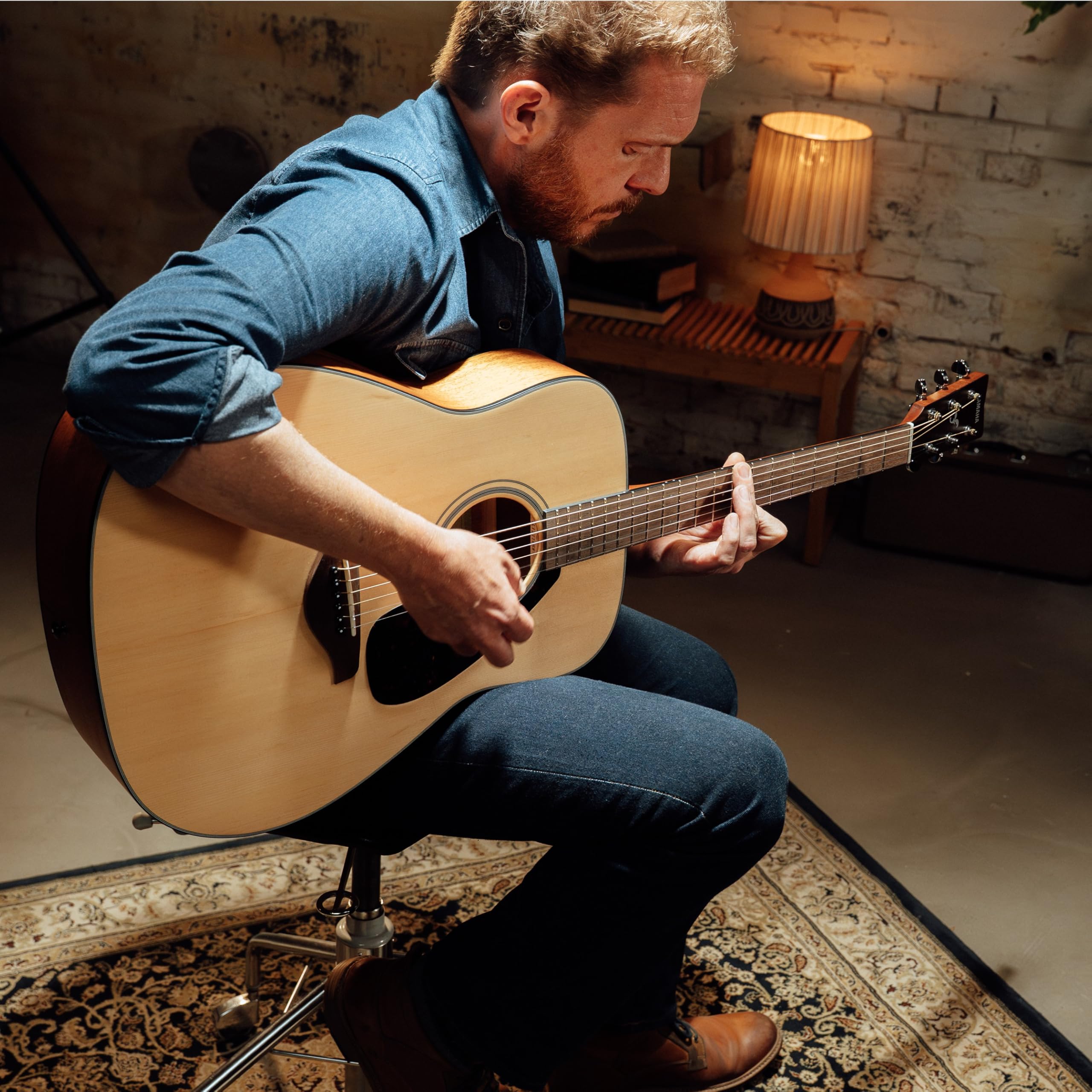 Yamaha FG800M matt natur - Akustische Westerngitarre mit authentischem Klang für Anfänger - 4-4 Gitarre aus Holz – Mit Voucher für 2 persönliche Online Lessons an der Yamaha Music School