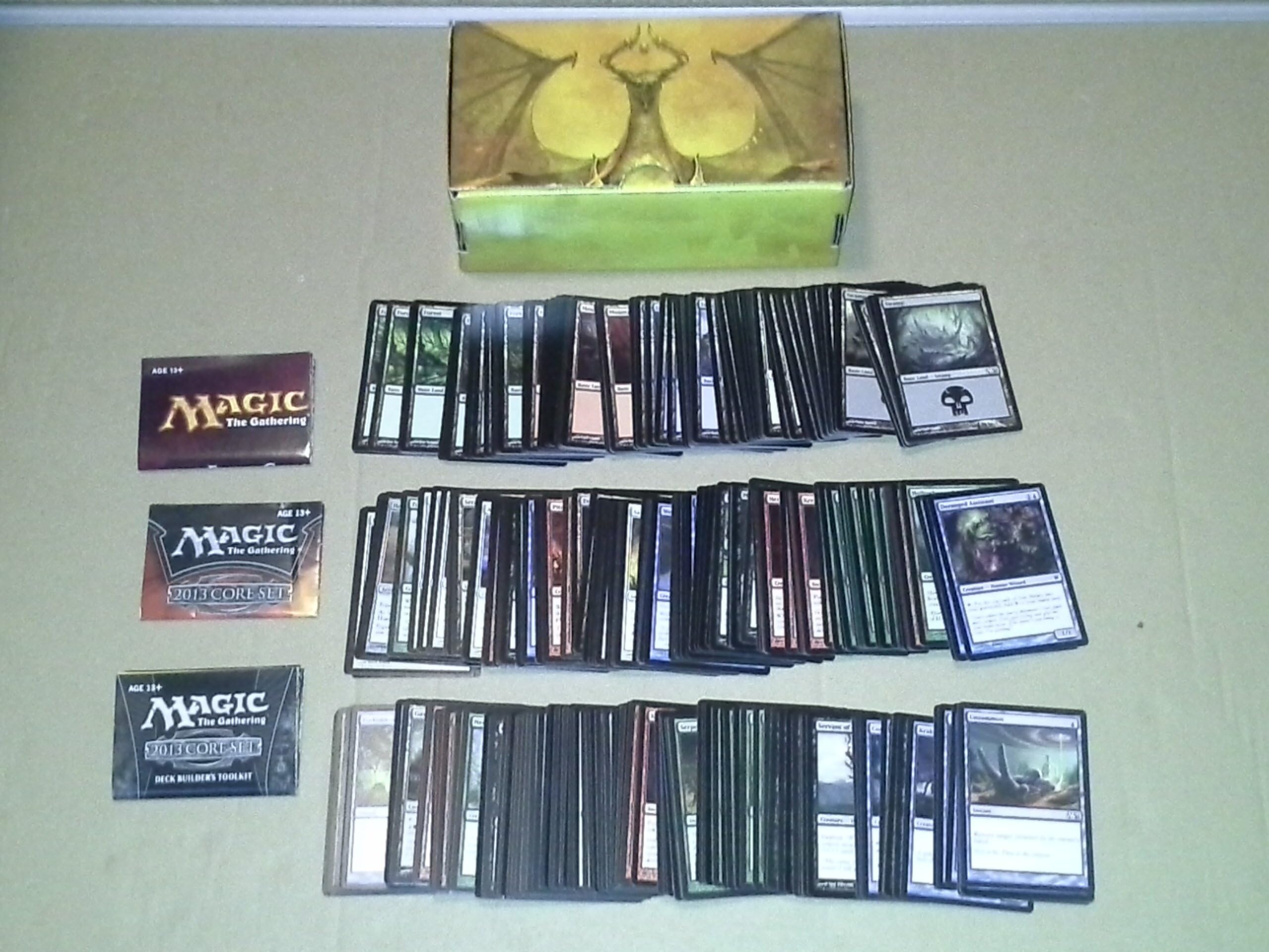 Magic The Gathering - MTG: Deck Builders M13 2013 Core Set Toolkit (2012 Edition) 285 Trading Cards Including 4 Booster Packs