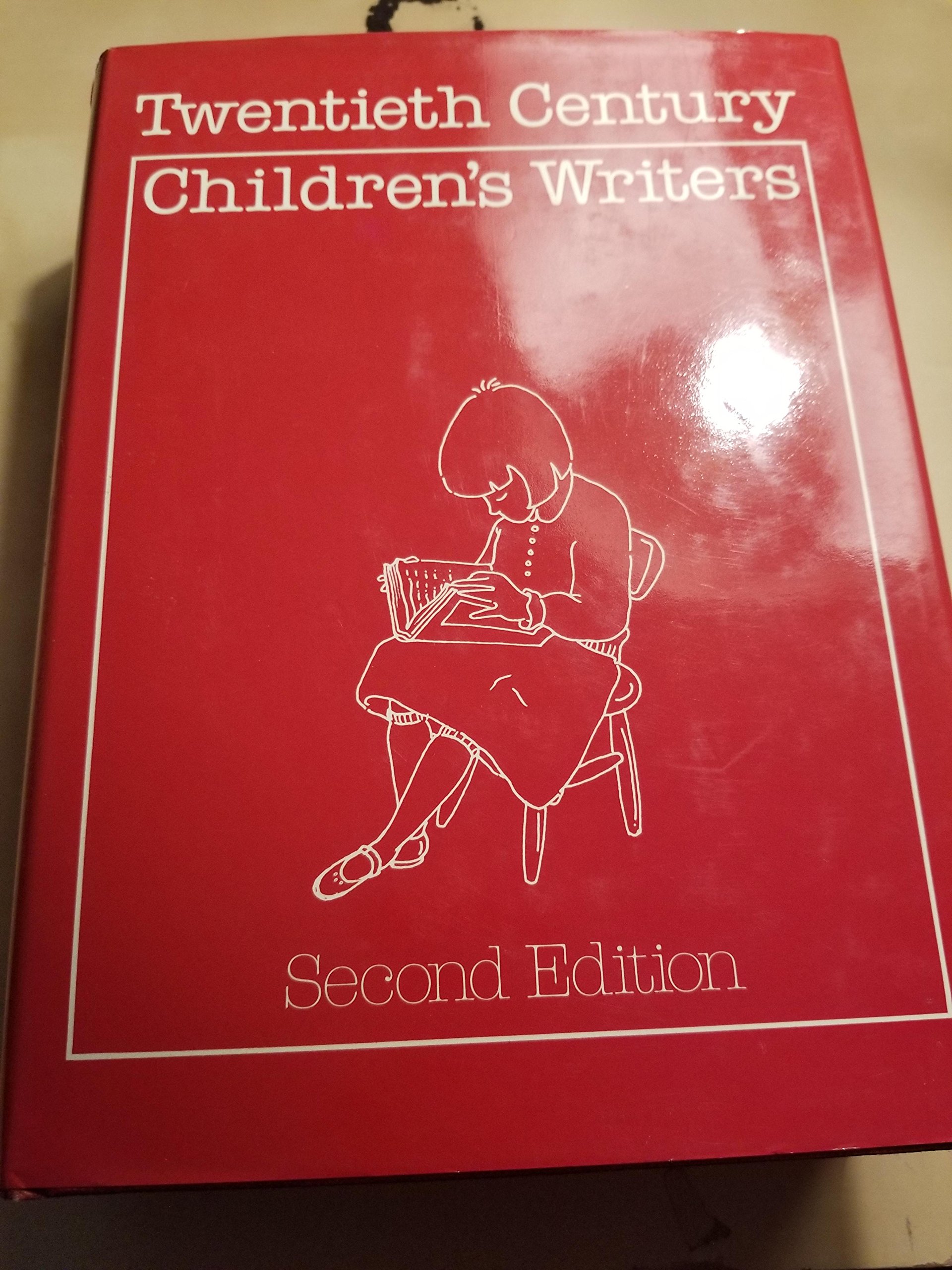 Twentieth-Century Children's Writers (ST JAMES GUIDE TO CHILDREN'S WRITERS)