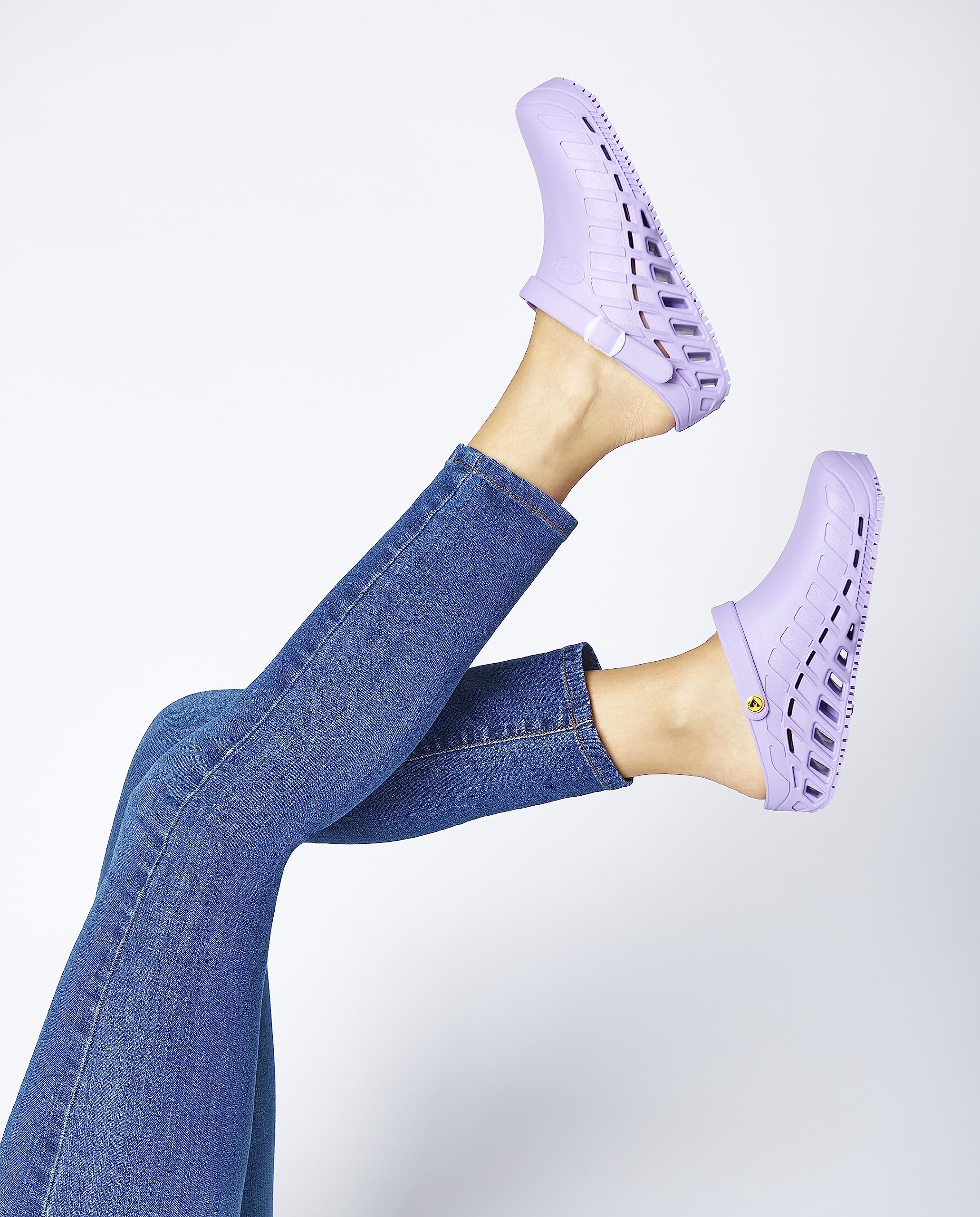 Scholl Clog Evo - Zoccoli Sanitari Professionali per Uomo o Donna, Ultra Leggeri, Comodi e Traspiranti, con Suola Antiscivolo, Soletta in Memory Removibile e Cinturino Rotante