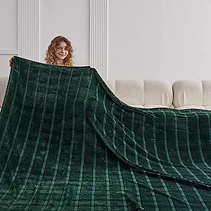 Oversized King Fleece Blanket 120x120 Inches, Seamless Soft Cozy 3D Jacquard Flannel Blanket 10'x10' Extra Large for Bed, Sofa, Couch, Travel & Camping, California King Throw, Forest Green