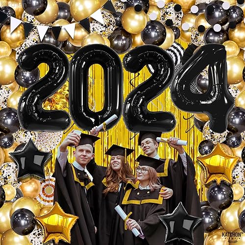 Miniatura 8 de KatchOn, Juego de decoraciones de graduación en negro y dorado 2024, paquete enorme de 115  Kit de arco de globos de graduación 2024, fondo de