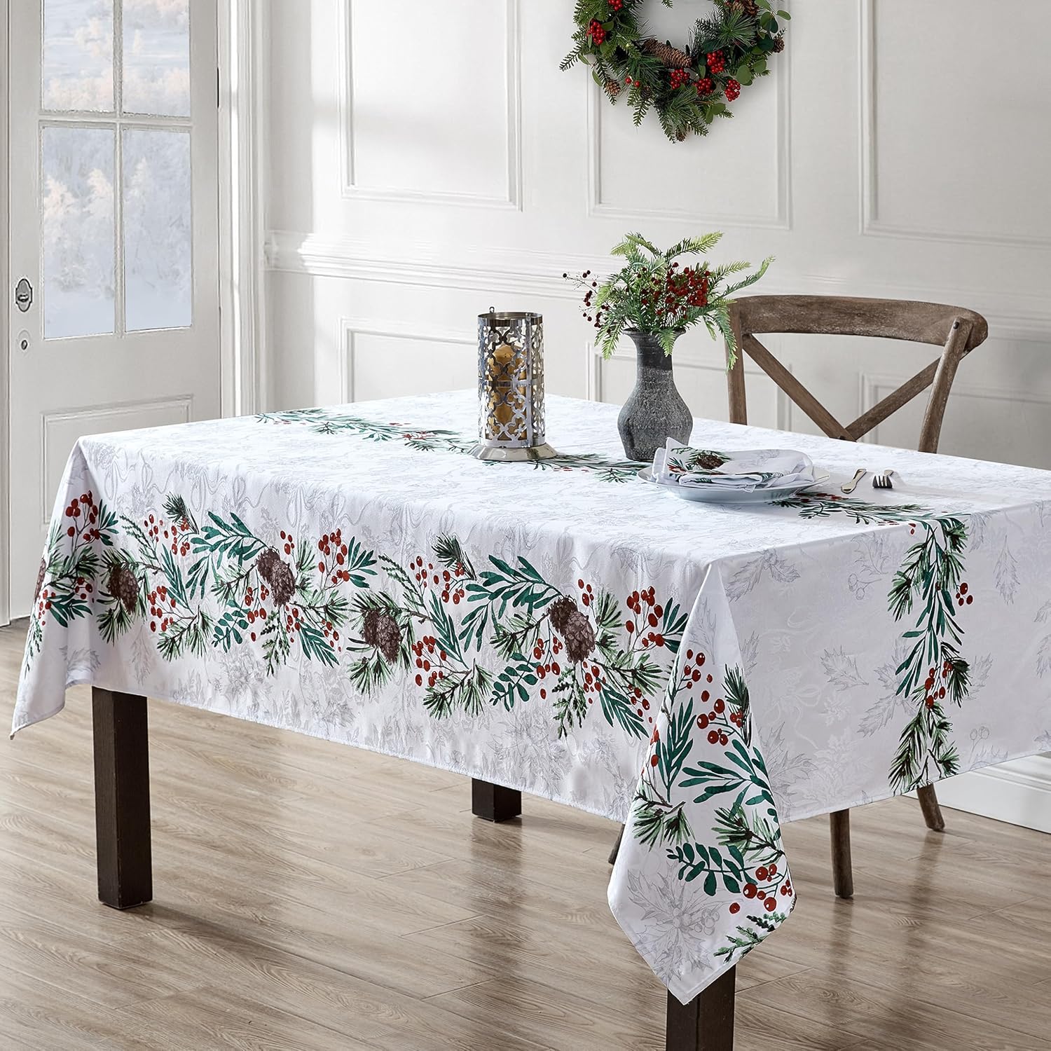 Elrene Home Fashions Holly Berry Flourish Holiday/Christmas Wrinkle Resistant Fabric Rectangle Dining Tablecloth, 60"x144"