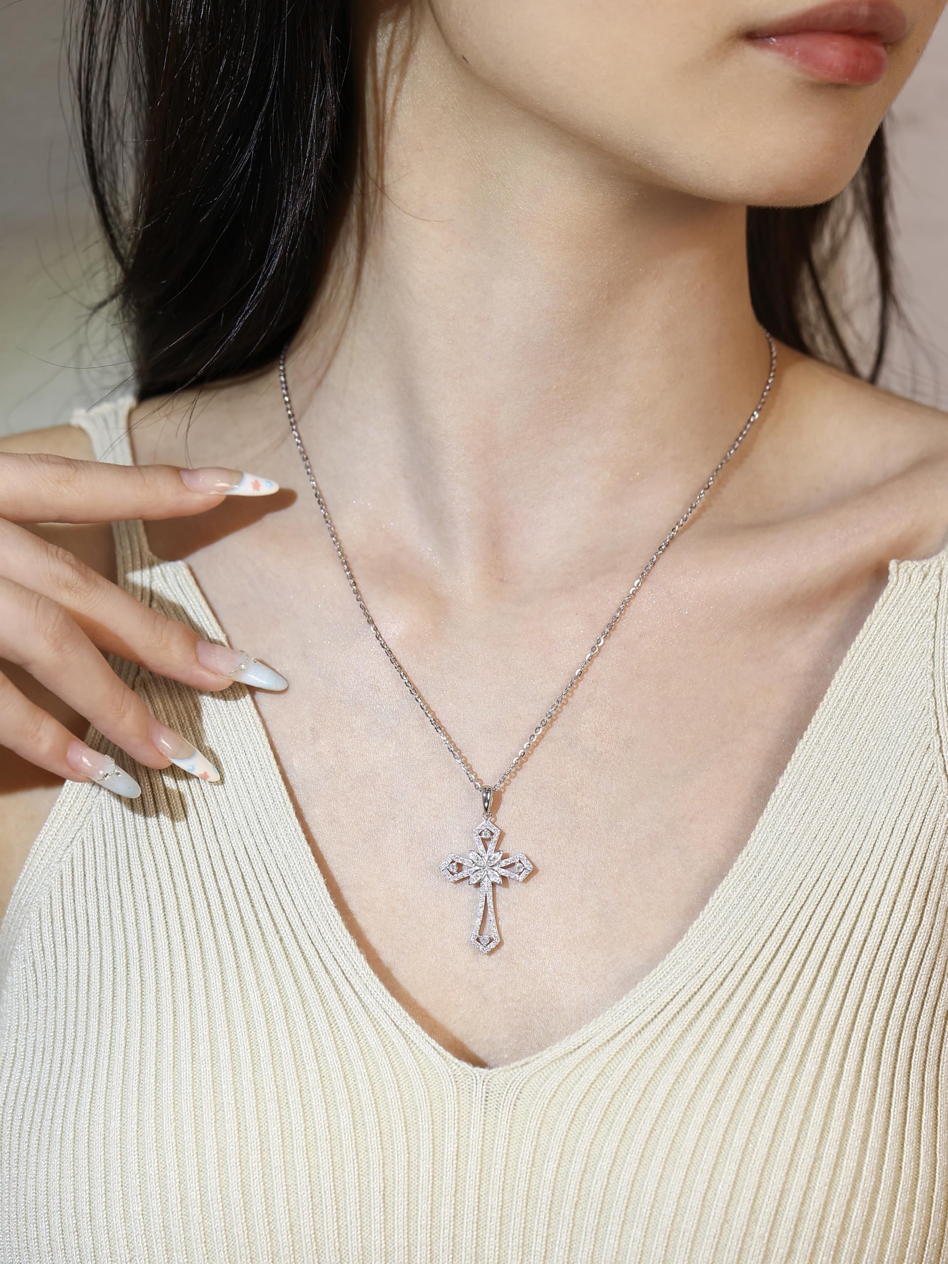 FANCIME Moissanite Croix Chaîne en argent sterling 925 Pendentif croix scintillante Collier avec Moissanite 1 Carat Bijoux Cadeaux d'anniversaire pour femmes, Longueur de la chaîne : 40 + 5 cm