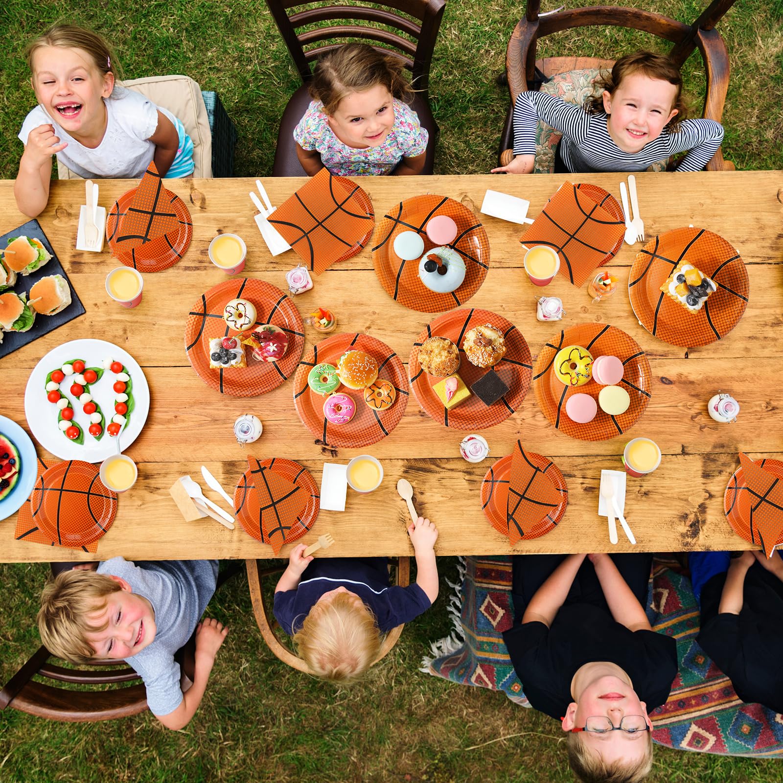 Snapklik.com : Domensi 280 Pcs Sports Party Paper Plates And Napkins Paper  Cups Plastic Knives Forks Spoons Disposable Tableware Complete Supplies For Baby  Shower Sports Themed Birthday Party, Serve 40, image size:1600x1600