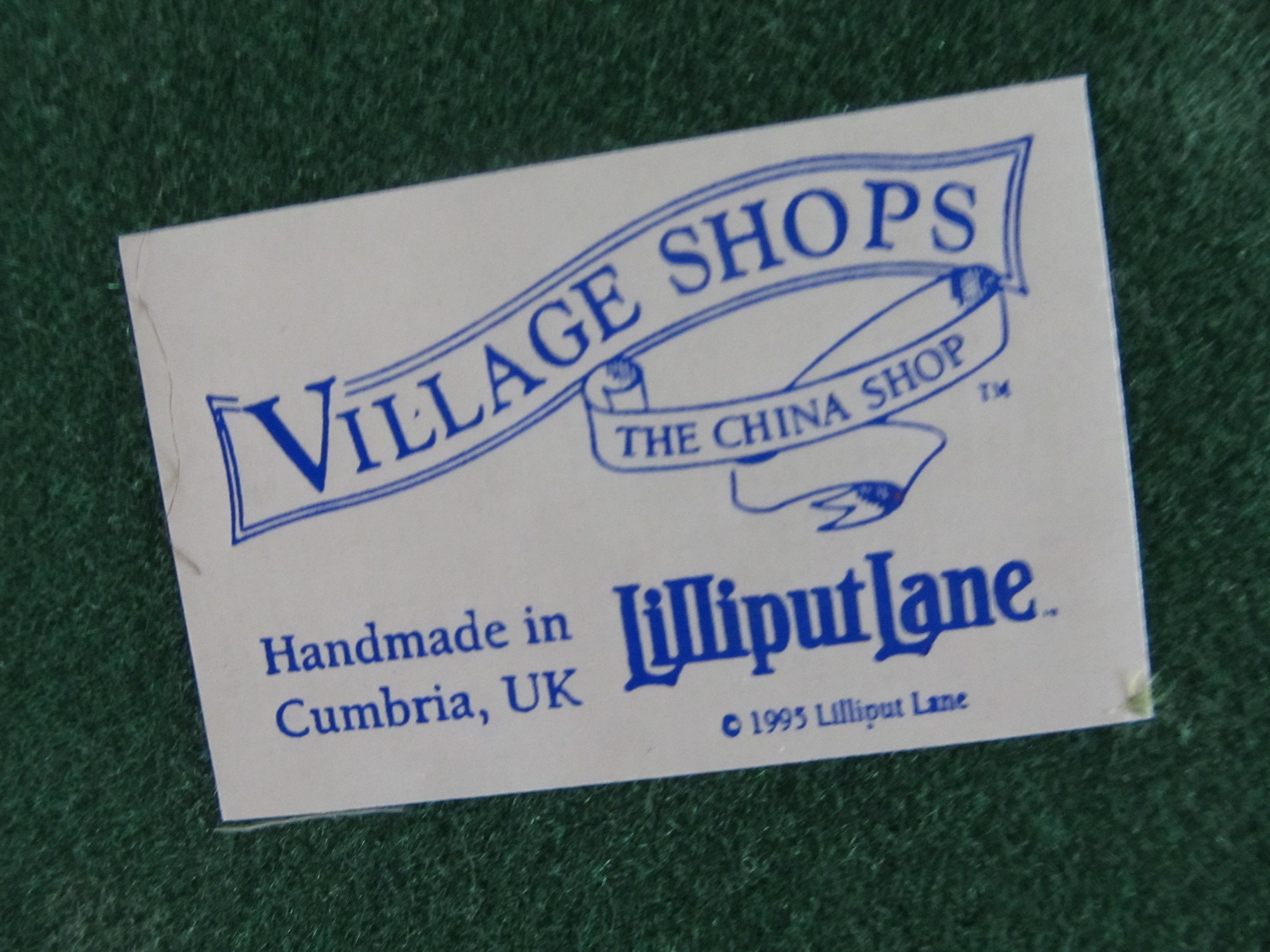 Lilliput Lane THE CHINA SHOP Villiage Shops Collection 1995