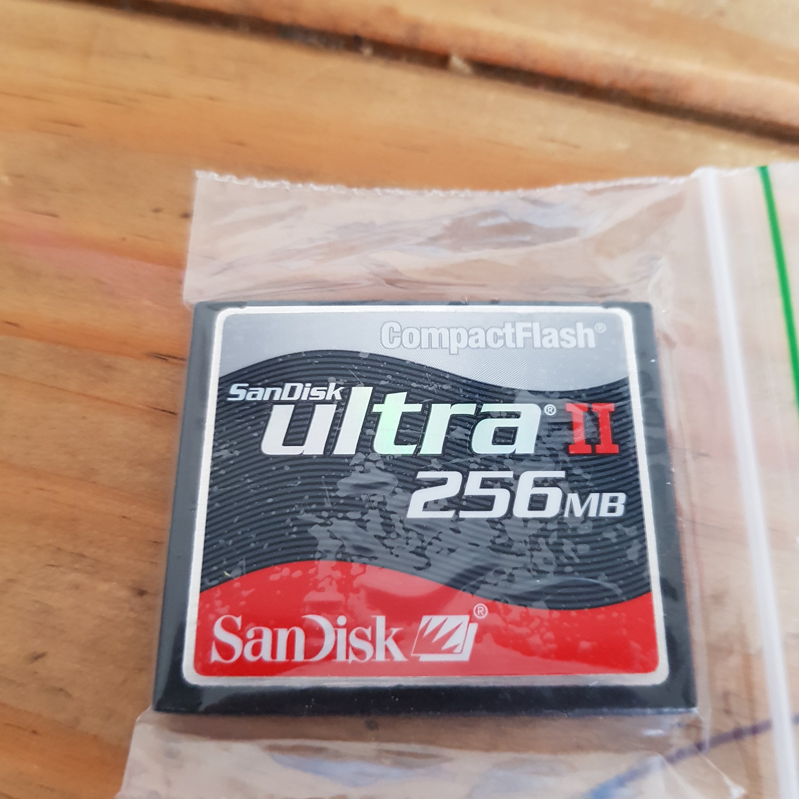 Sandisk Ultra II 256.0 MB CompactFlash Card 256MB